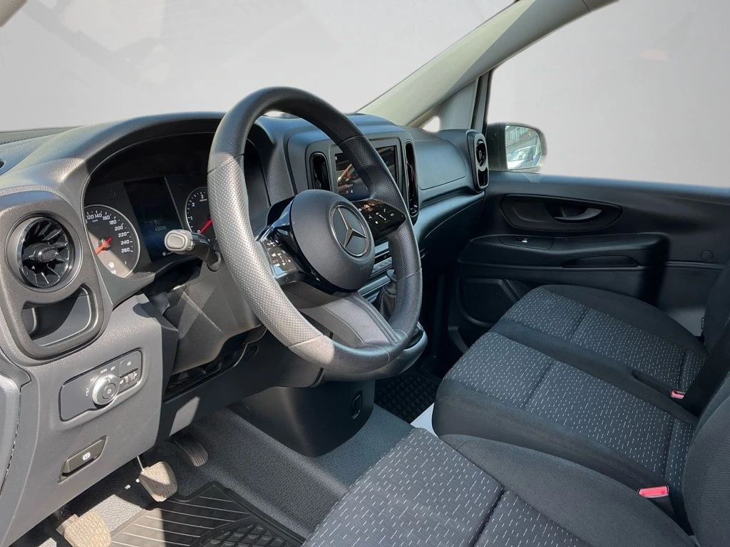 Mercedes-Benz-Vito 116-image-10