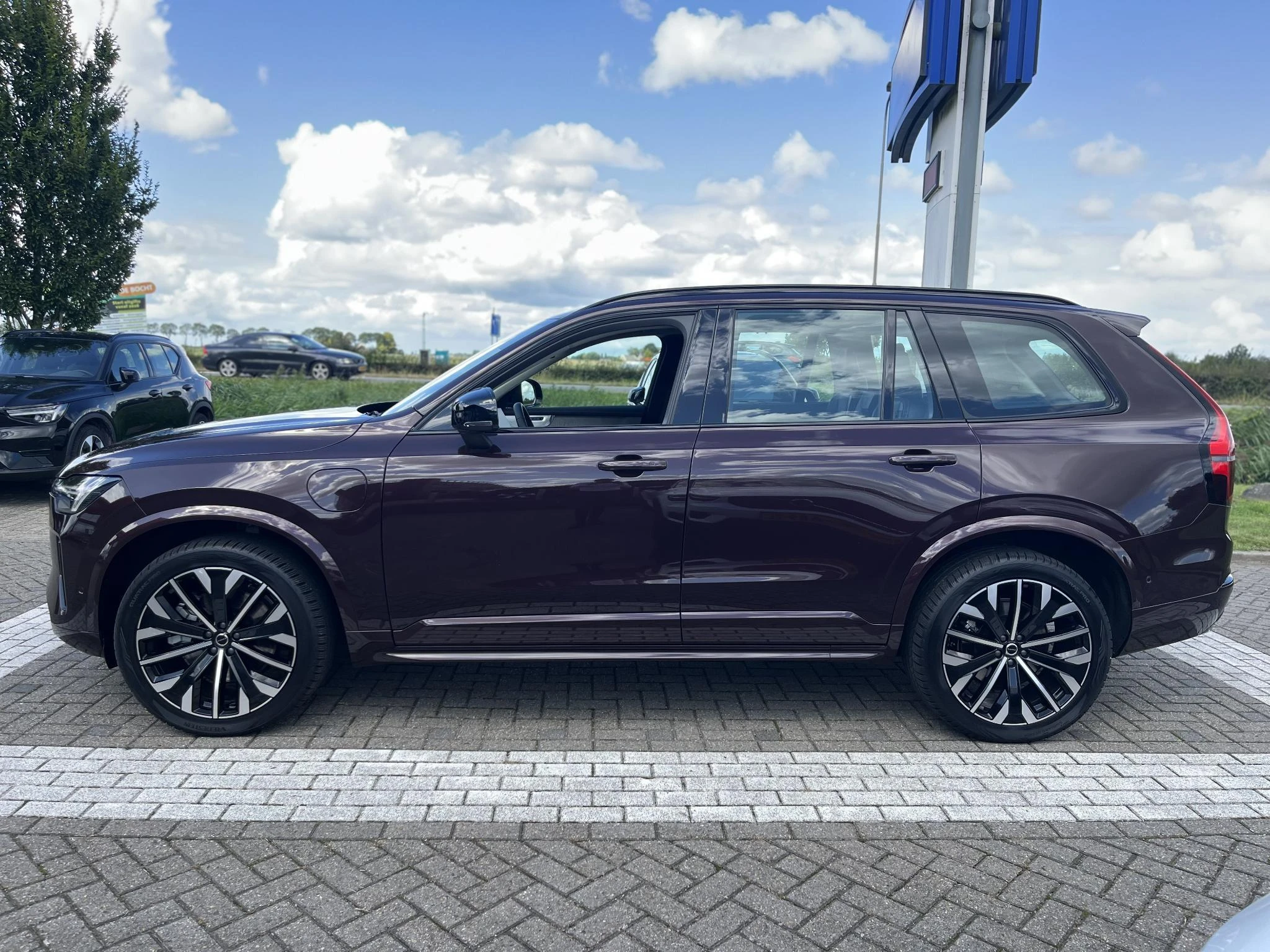 Volvo-XC90-image-2