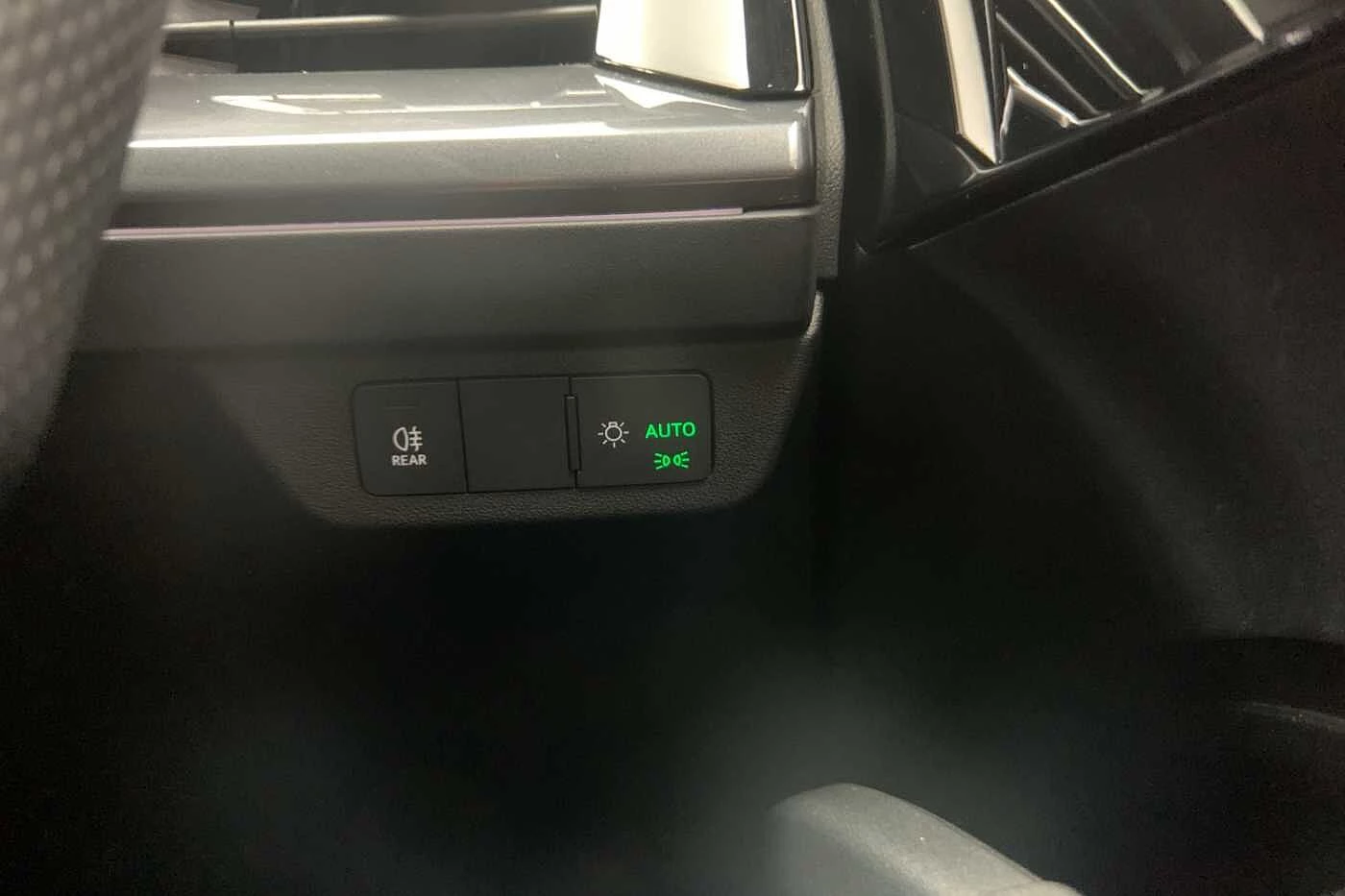 Audi-Q4 e-tron-image-28
