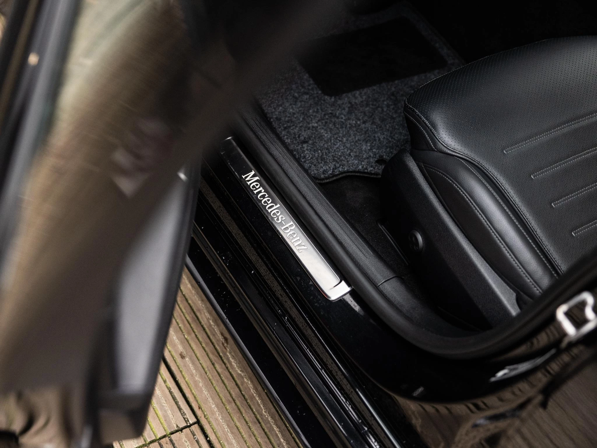 Mercedes-Benz-C-Klasse-image-23