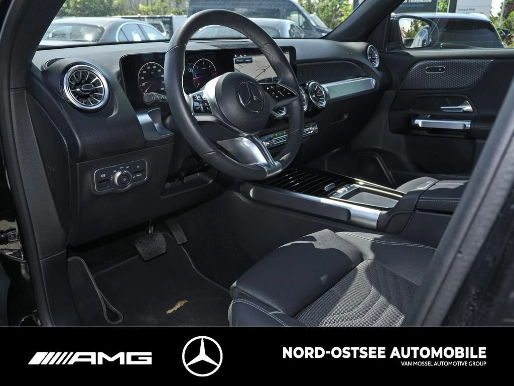 Mercedes-Benz-GLB-image-6