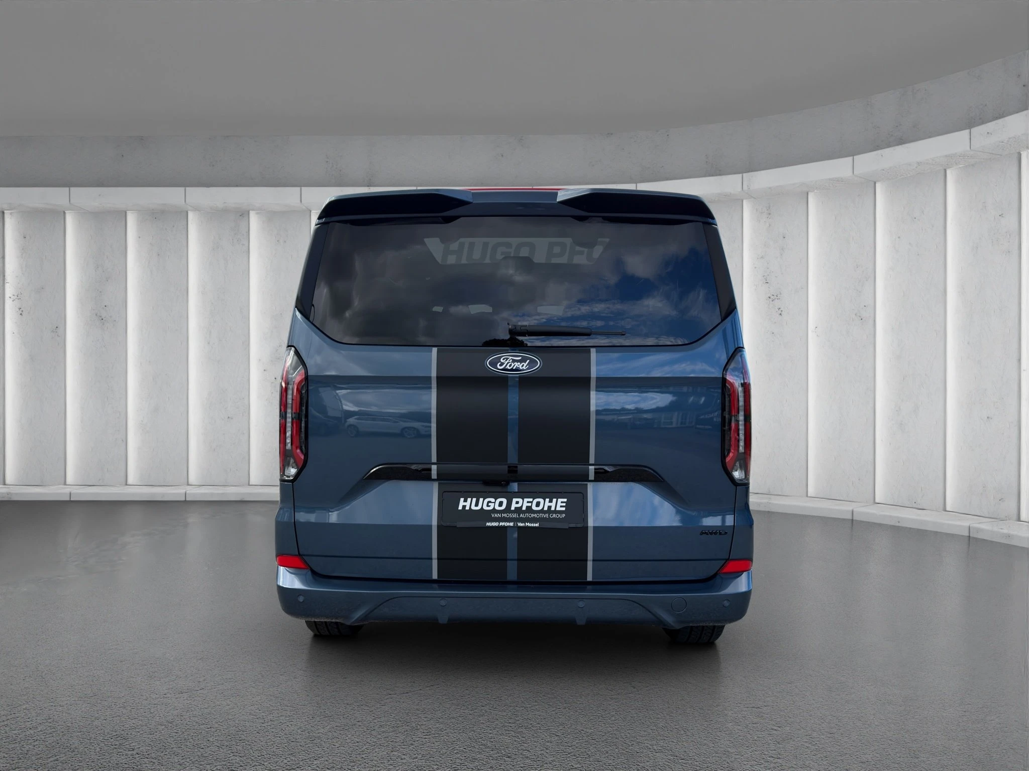 Ford-Tourneo Custom-image-3