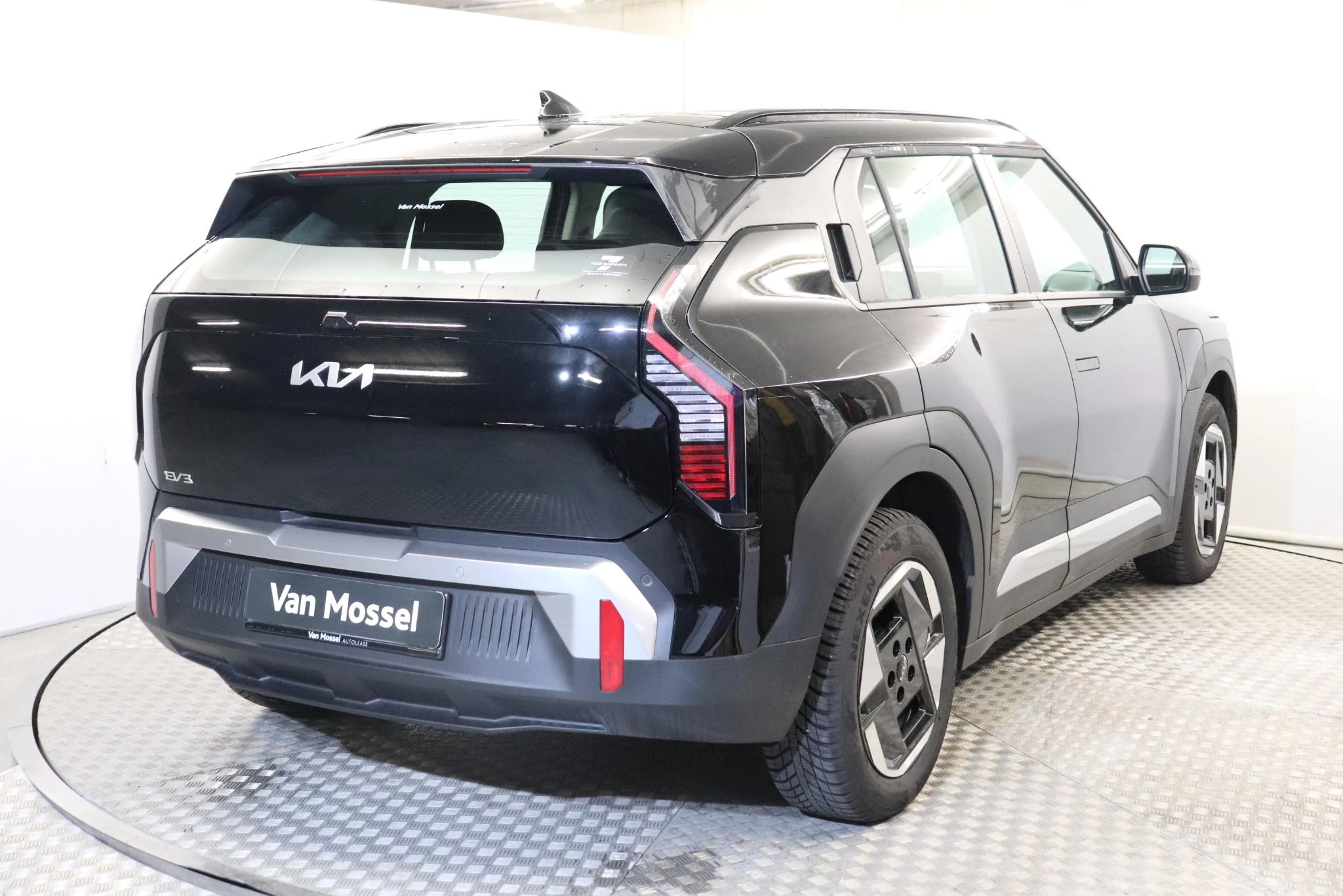 Kia EV3 BEV 81,4 kWH Earth