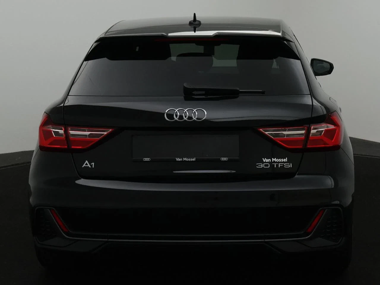 Audi-A1 Sportback-image-4