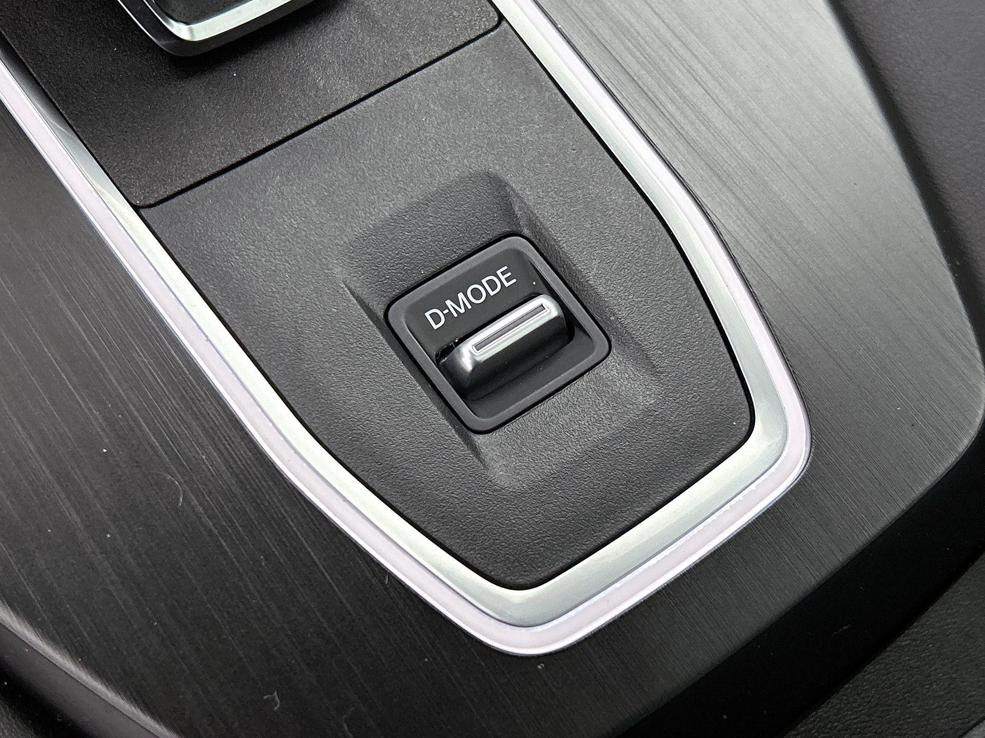 Nissan-QASHQAI-image-8