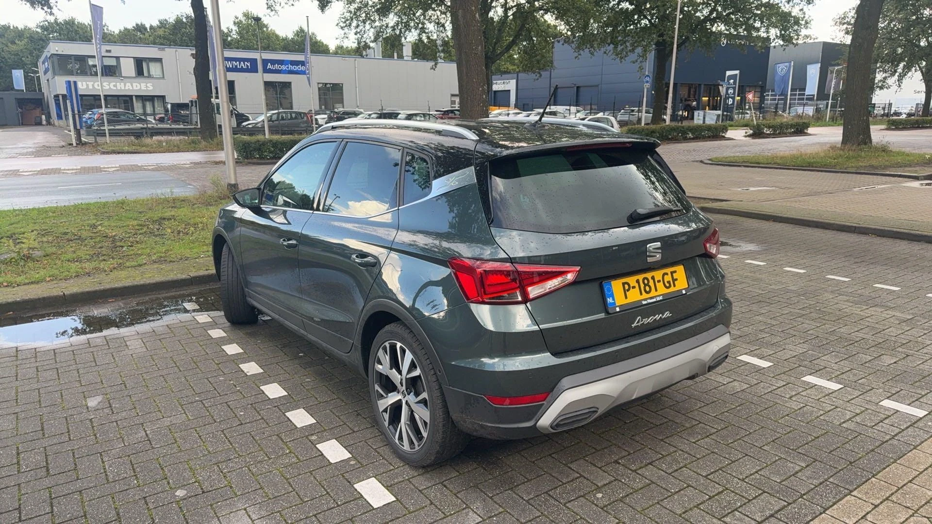 SEAT-Arona-image-1
