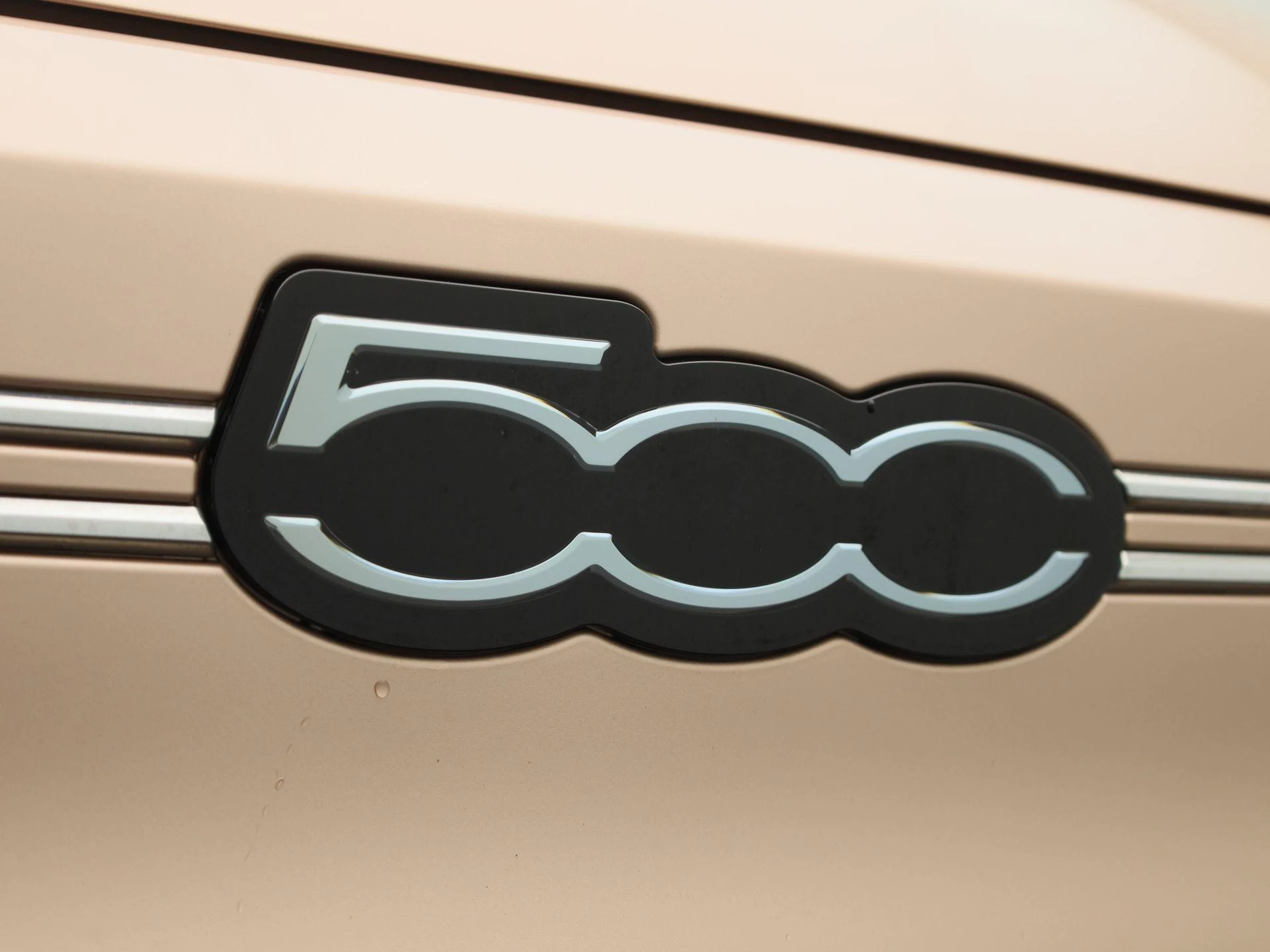 Fiat-500e-image-39