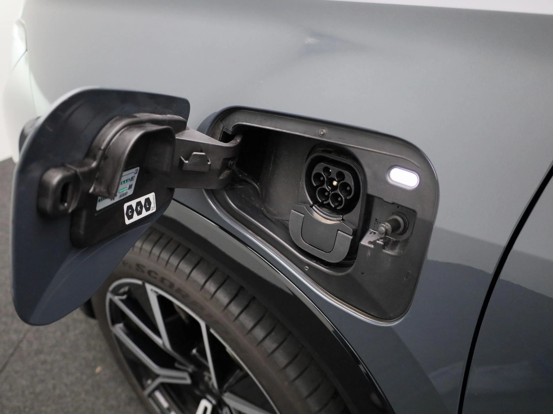 Volkswagen-Tayron-image-18