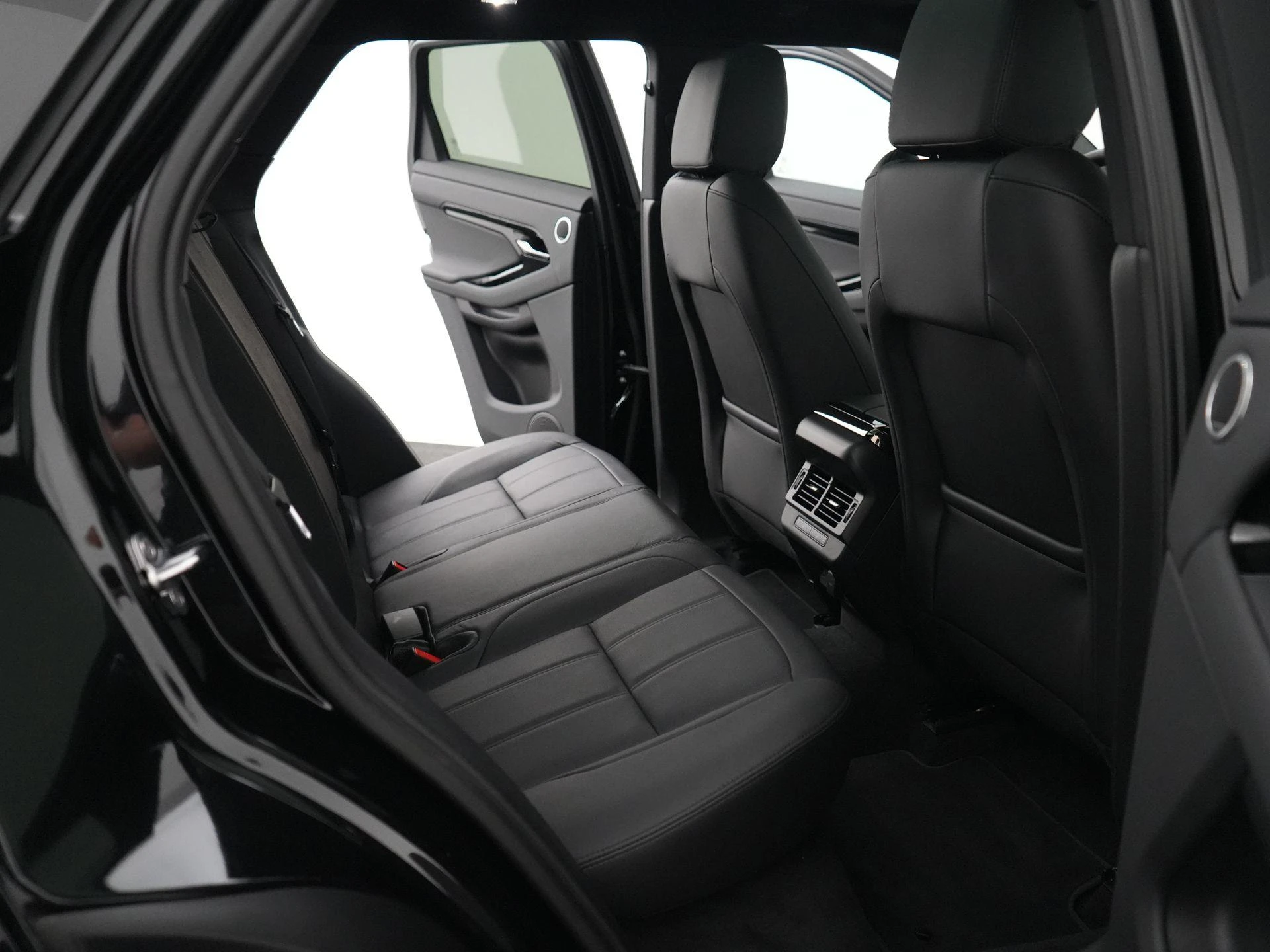 Land Rover-Range Rover Evoque-image-41
