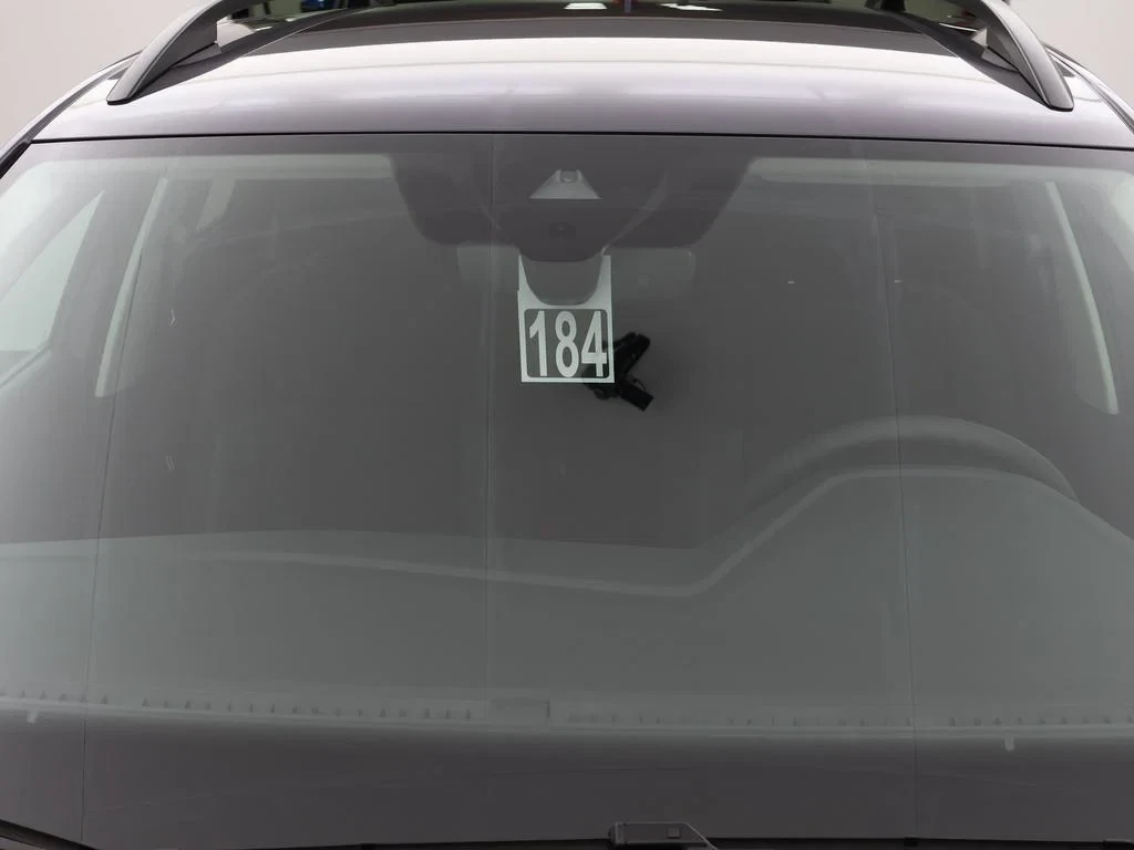 Volkswagen-Taigo-image-10