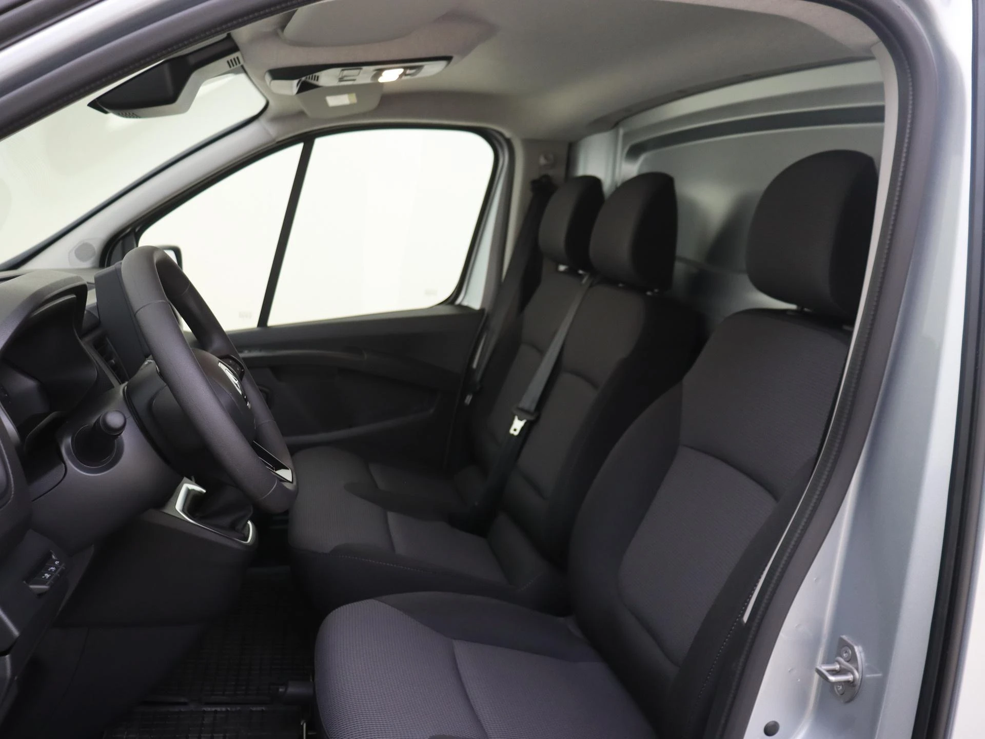 Renault-Trafic-image-9