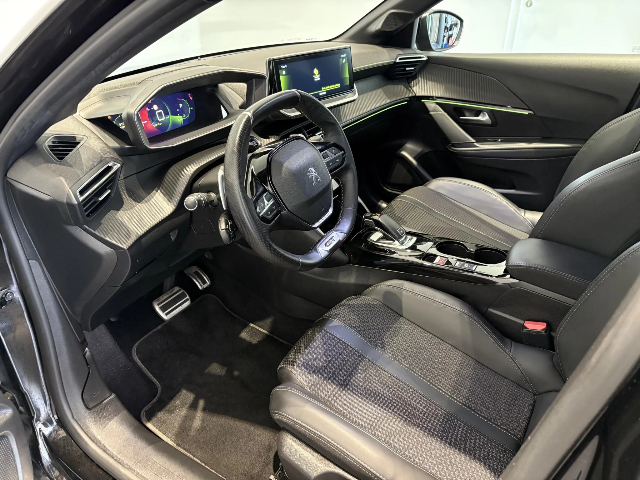 Peugeot-208-image-6
