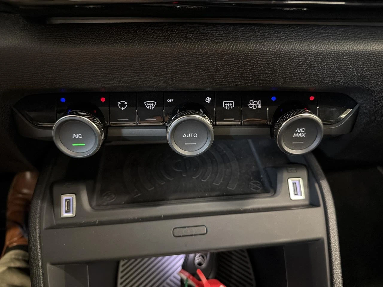 Citroën C4 Hybrid 145 ch Automatic MAX