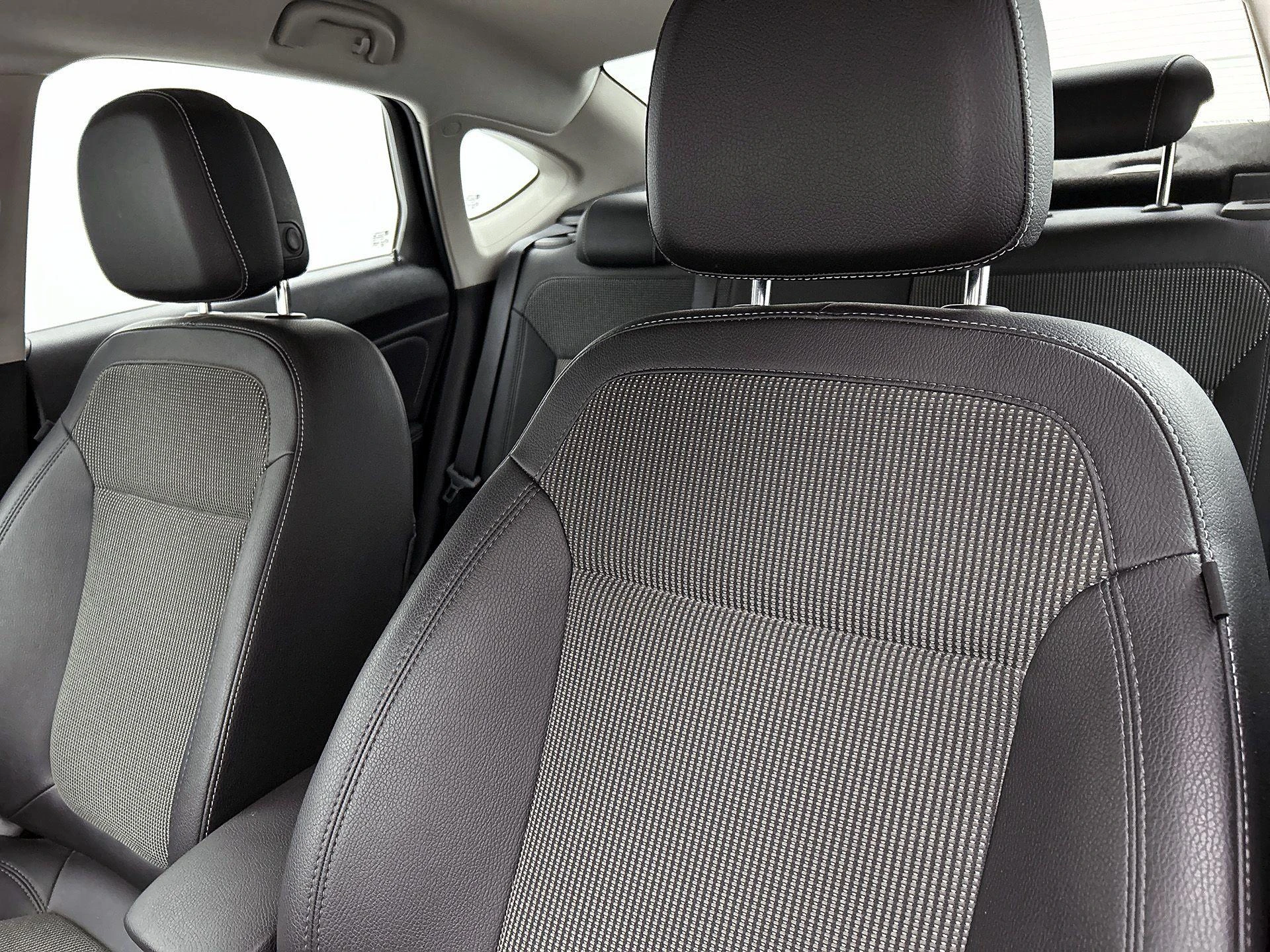 Opel-Astra-image-12