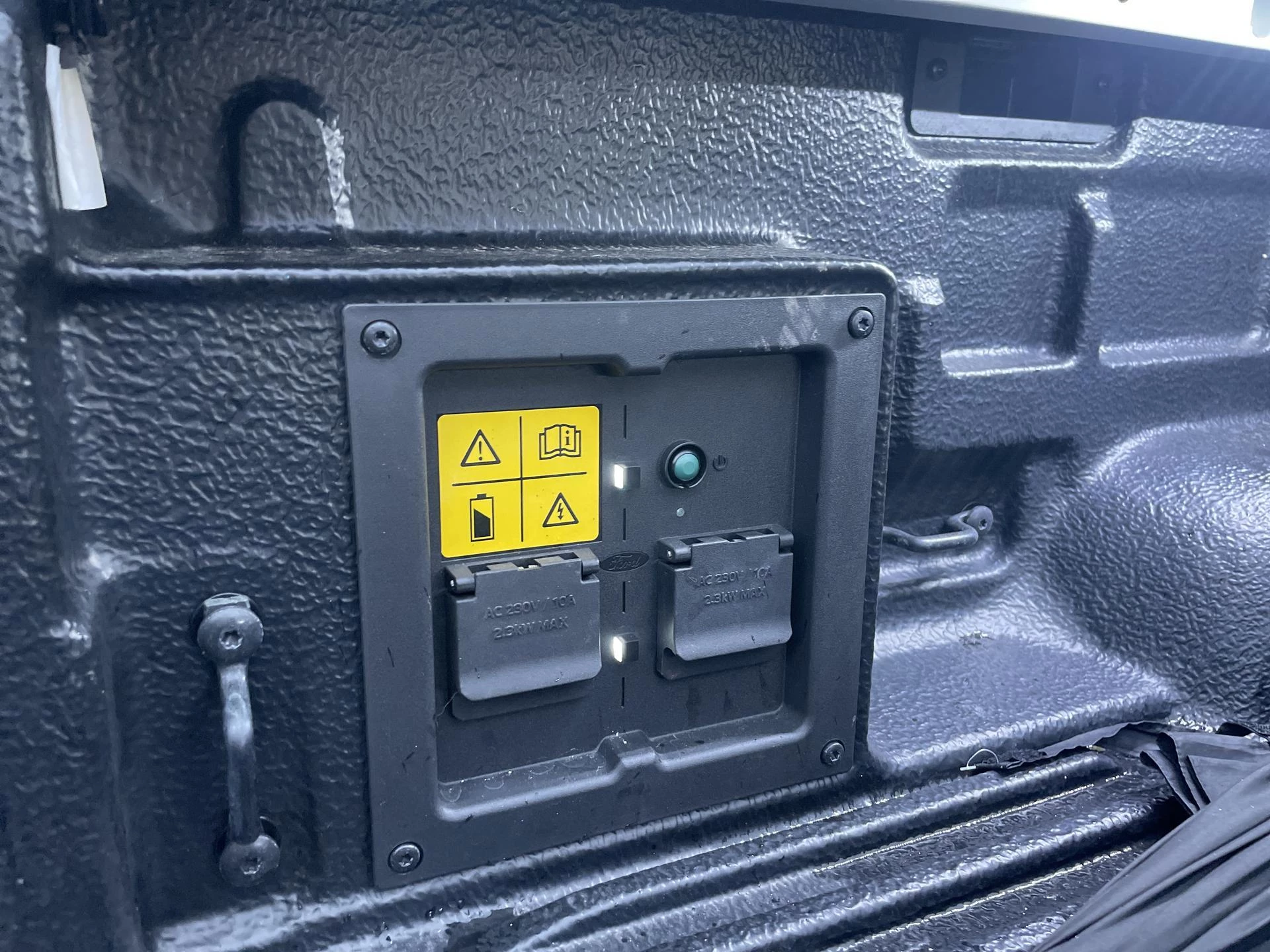 Ford Ranger 2.3i PHEV Stormtrak - VAN MOSSEL EDITION