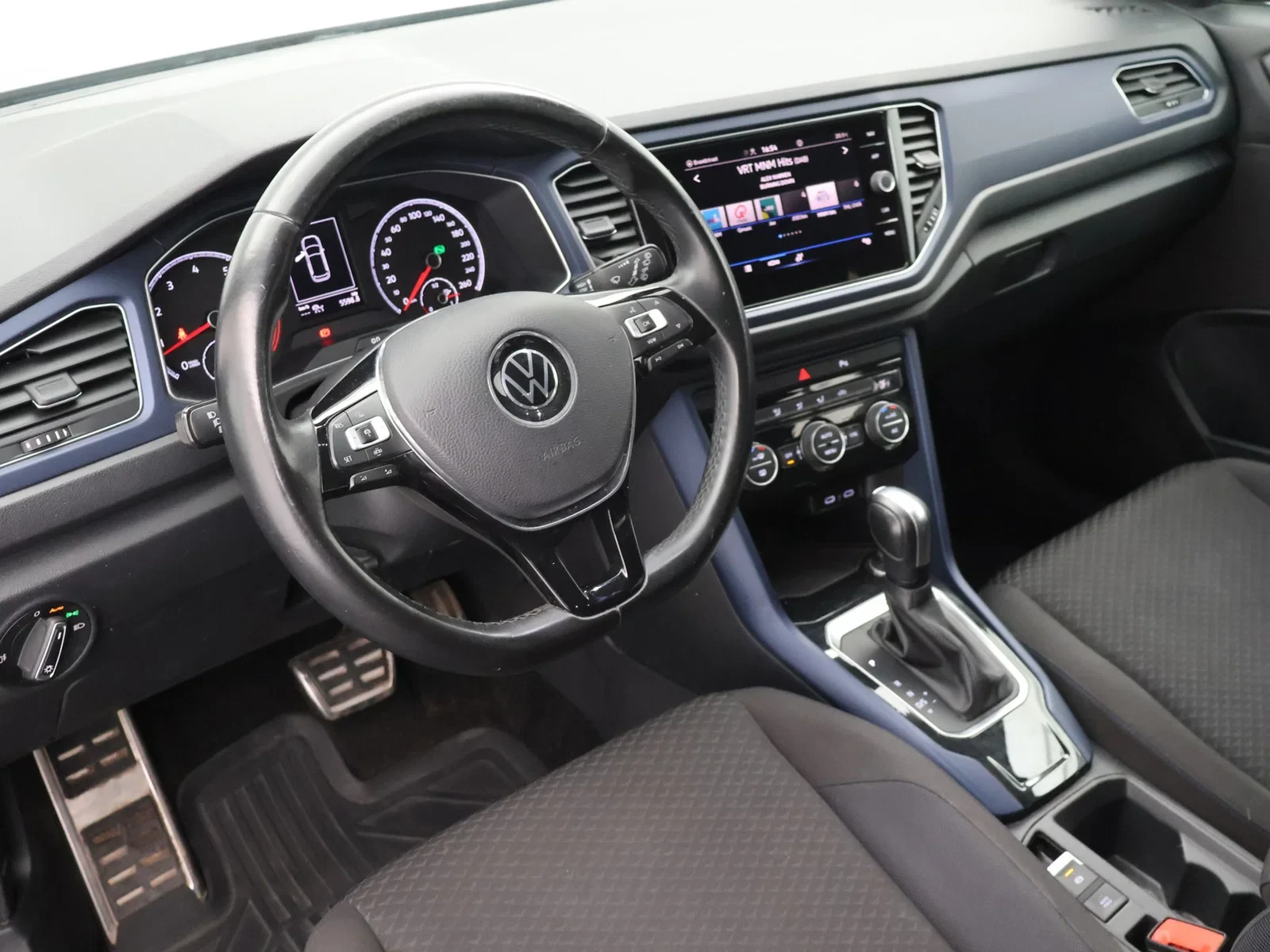 Volkswagen T-Roc T-Roc UNITED 1.5 150PK *AUTOMAAT*CAMERA*PDC*ACC*LED*APP-CONNECT*...*