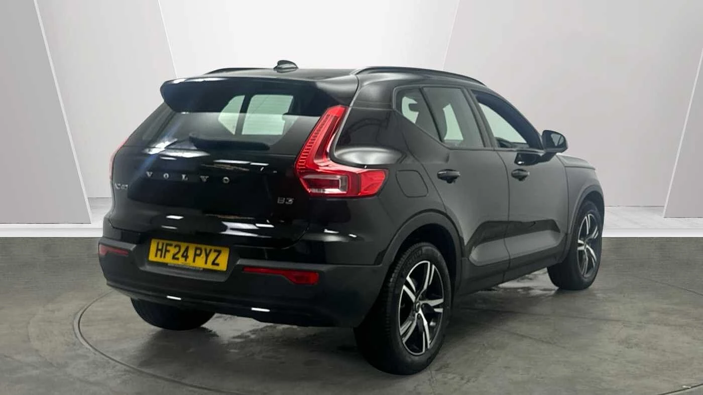 Volvo-XC40-image-1