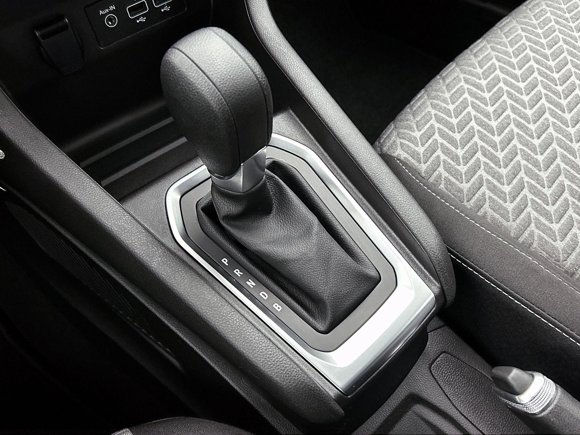 Renault-Clio-image-13