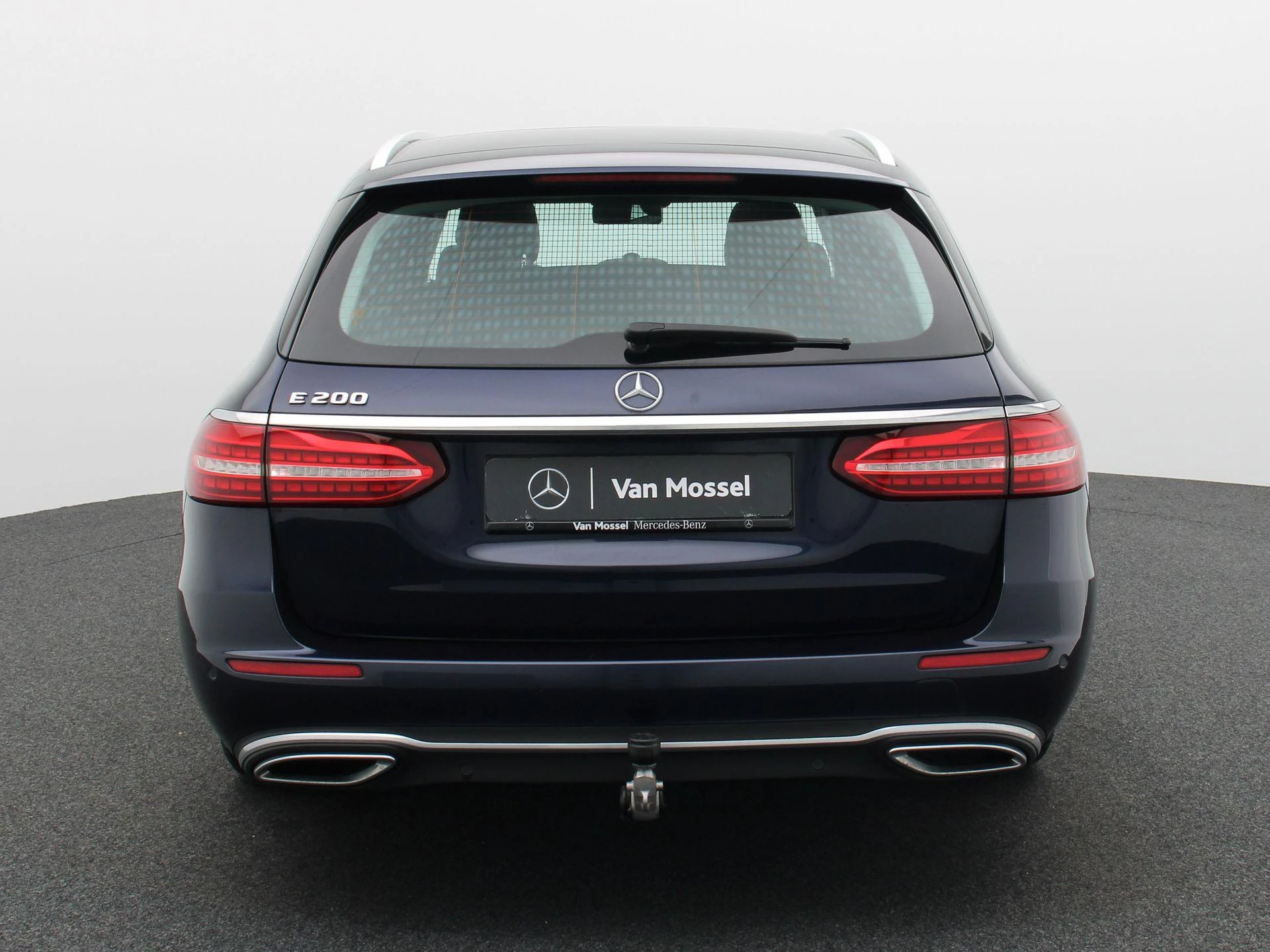 Mercedes-Benz Classe E 200 Business Solution Estate + LEDER + PANO DAK + BURMESTER + TREKHAAK +360VIEW