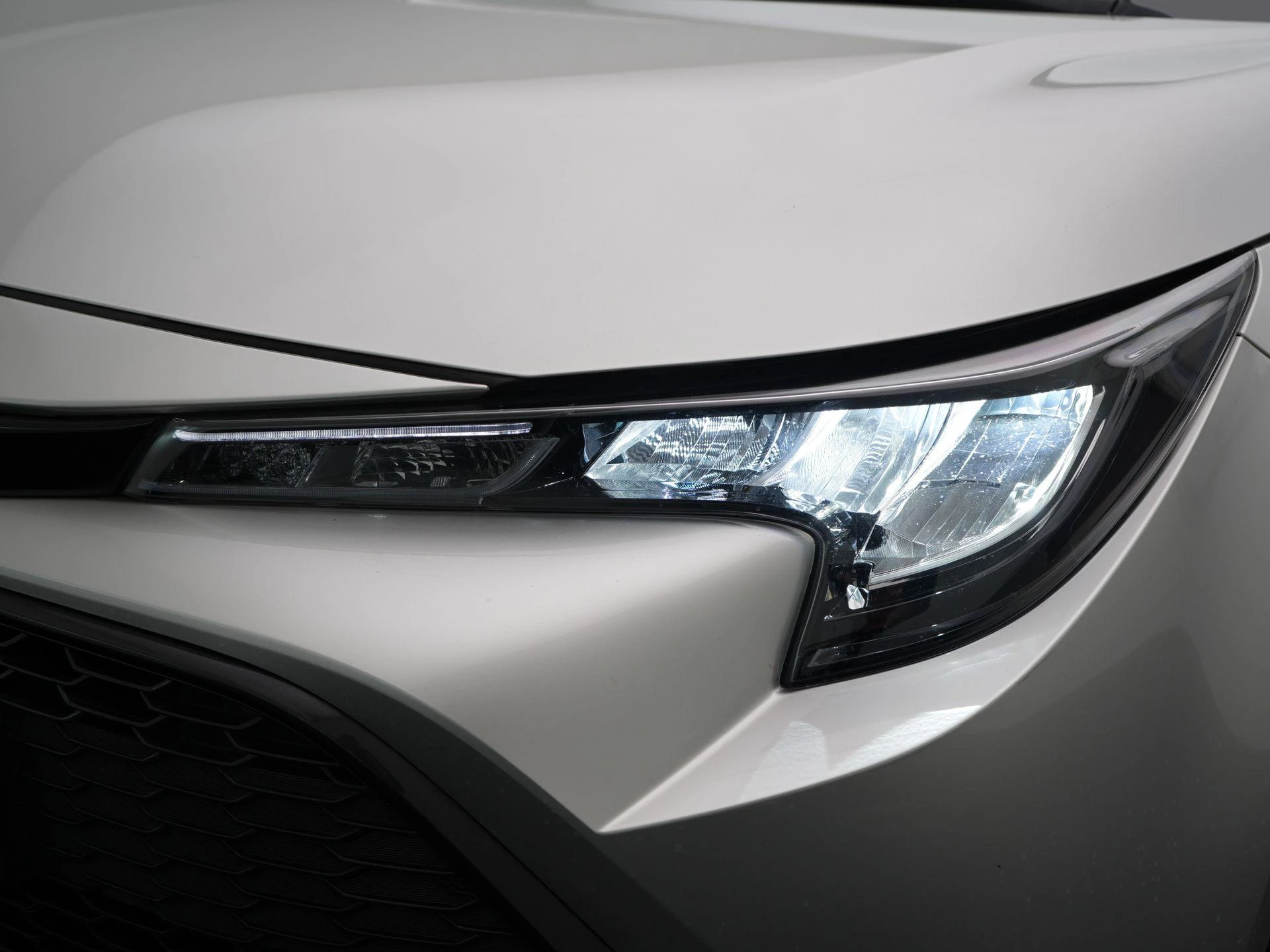 Toyota-Corolla Touring Sports-image-10