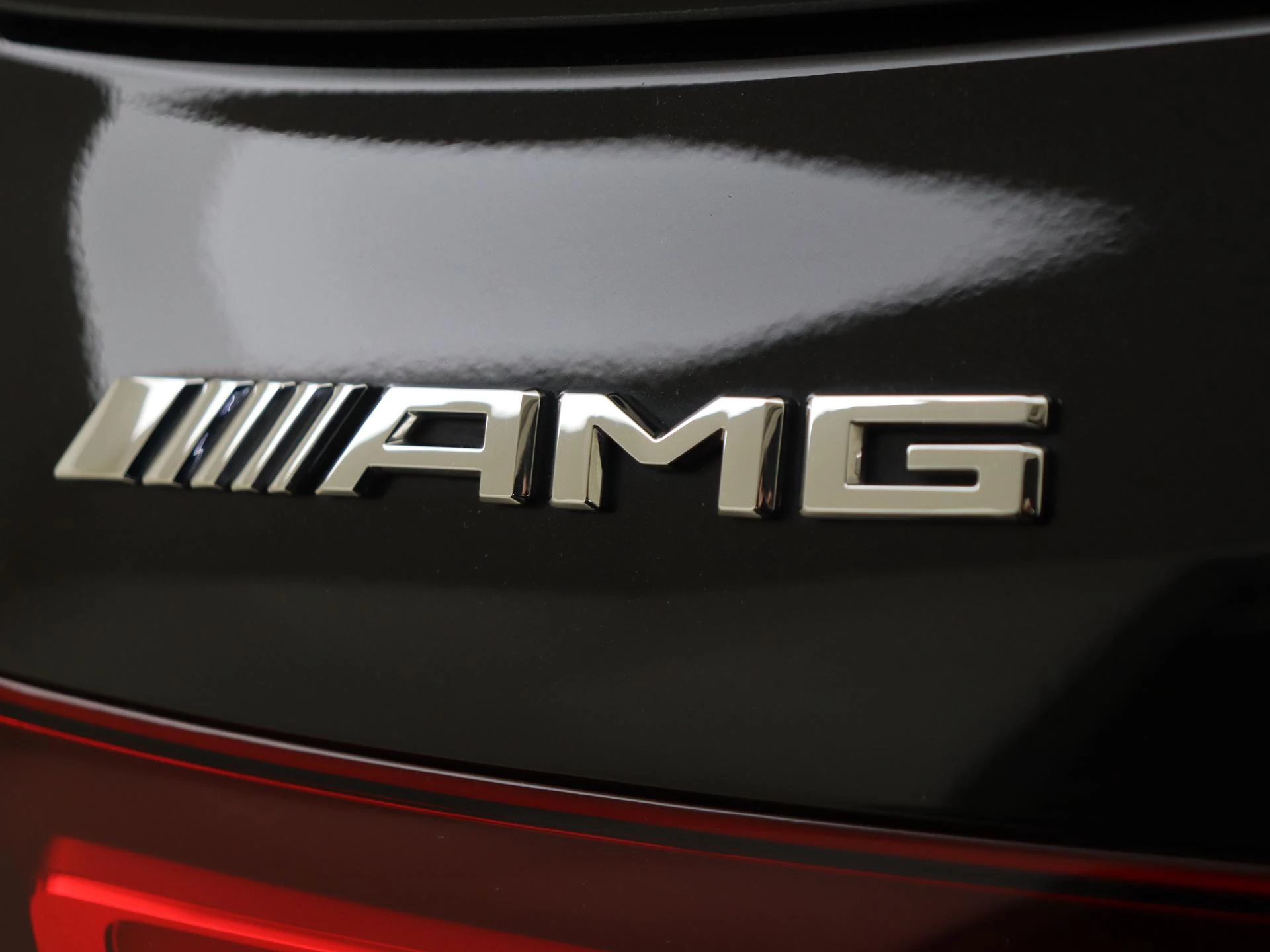 Mercedes-Benz-GLE-image-45