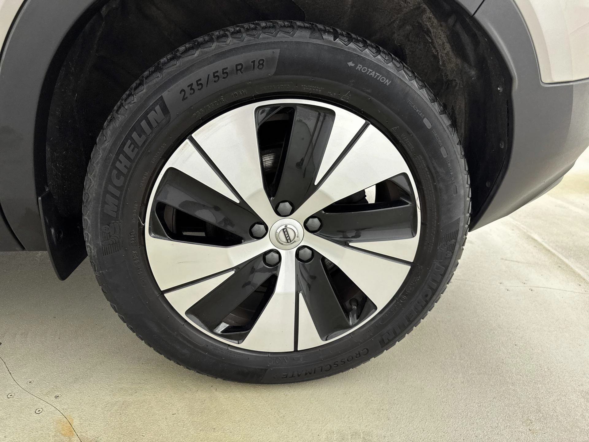 Volvo XC40 T4 Recharge Plus Dark