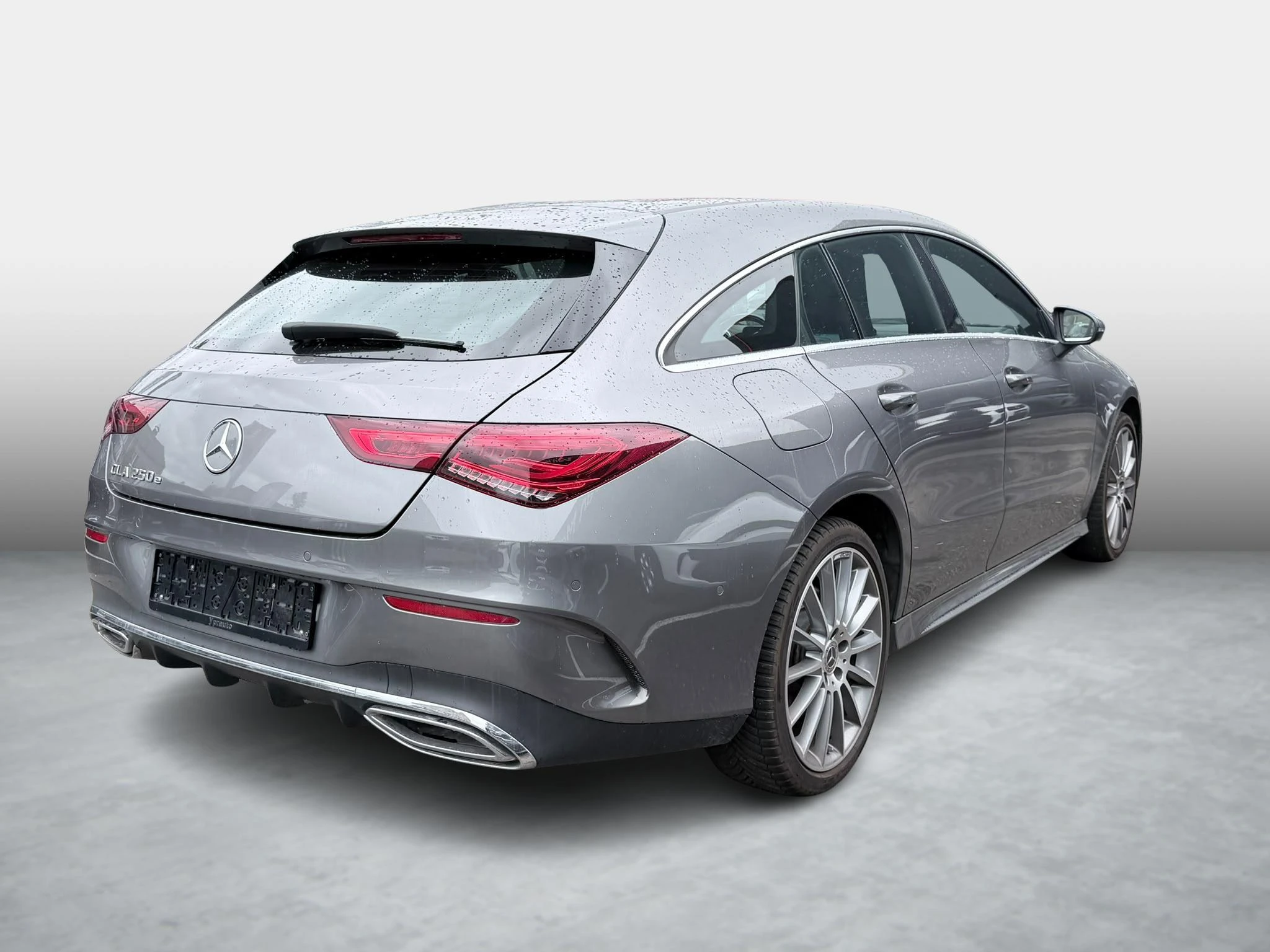 Mercedes-Benz-CLA-image-2