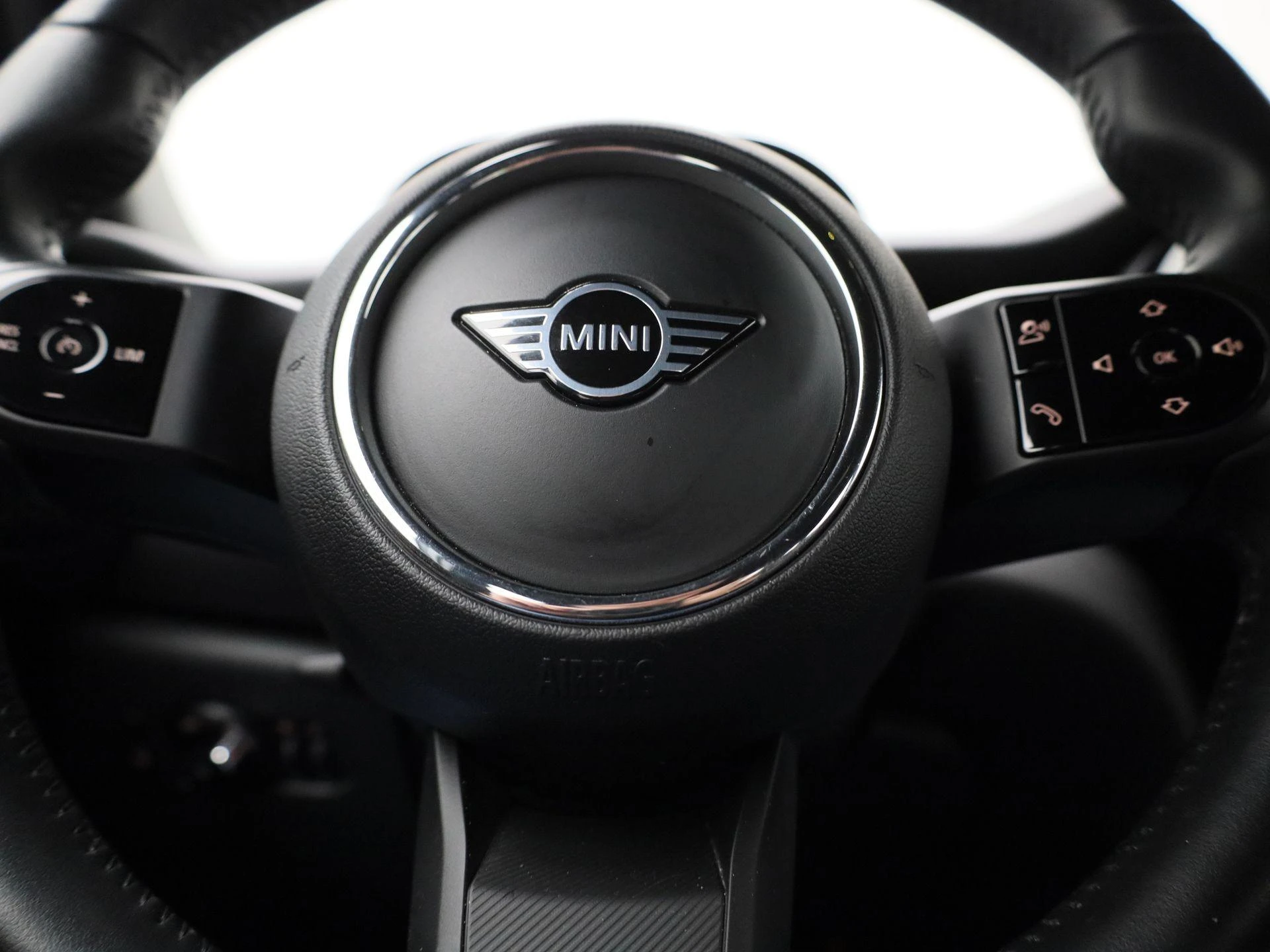 MINI-One-image-25