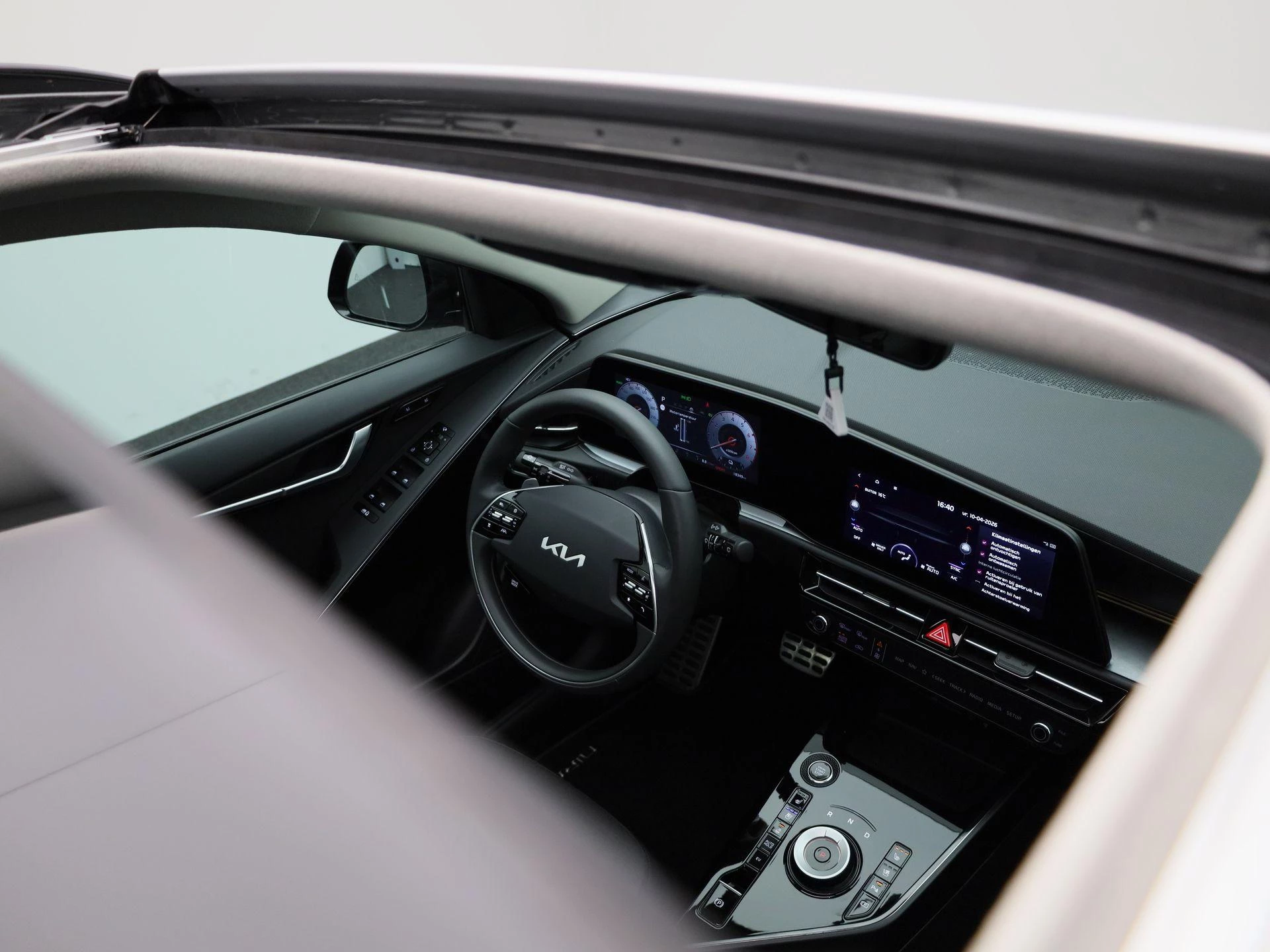 Kia-Niro-image-47