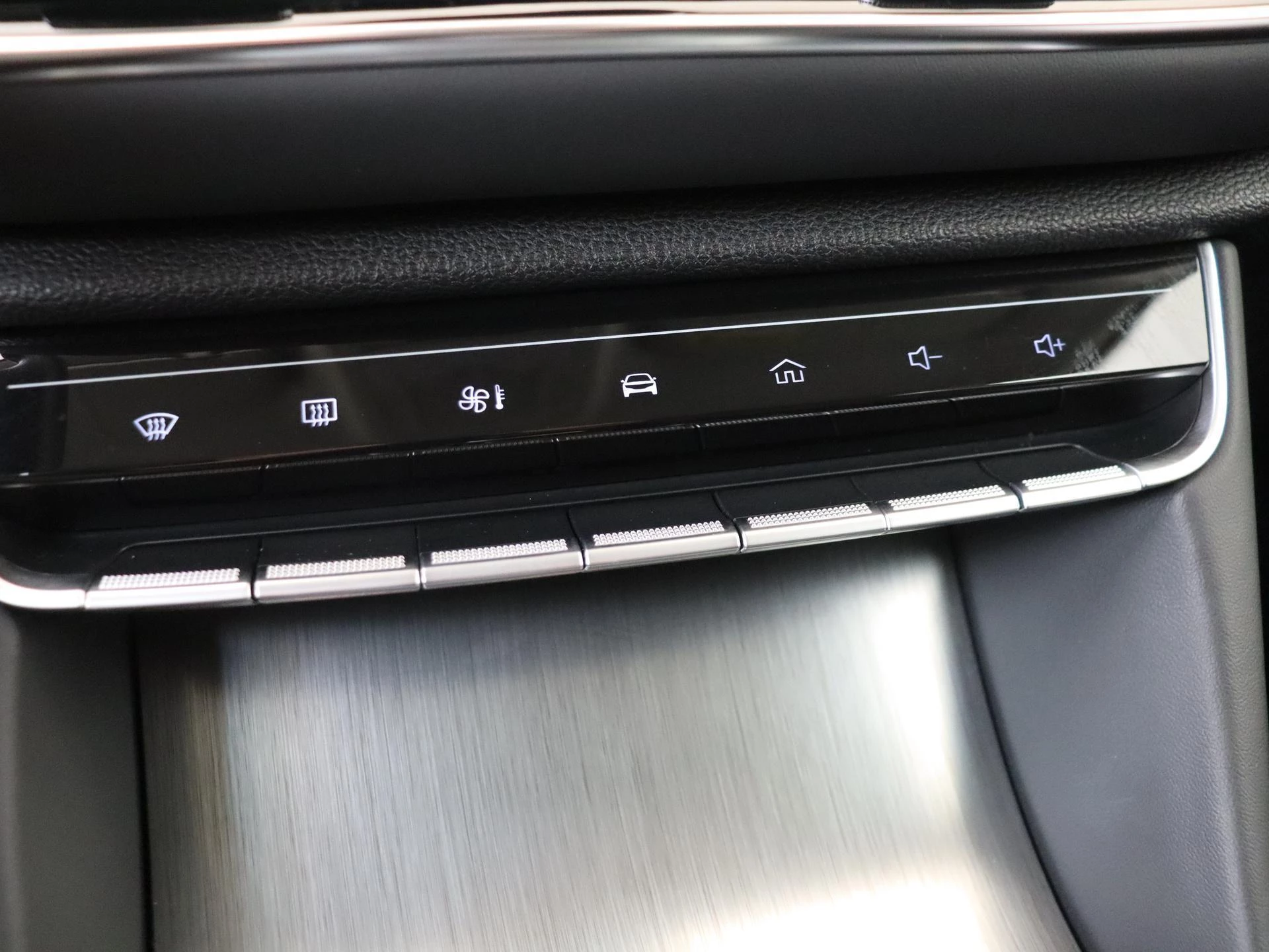 MG EHS 1.5 TGDI Luxury