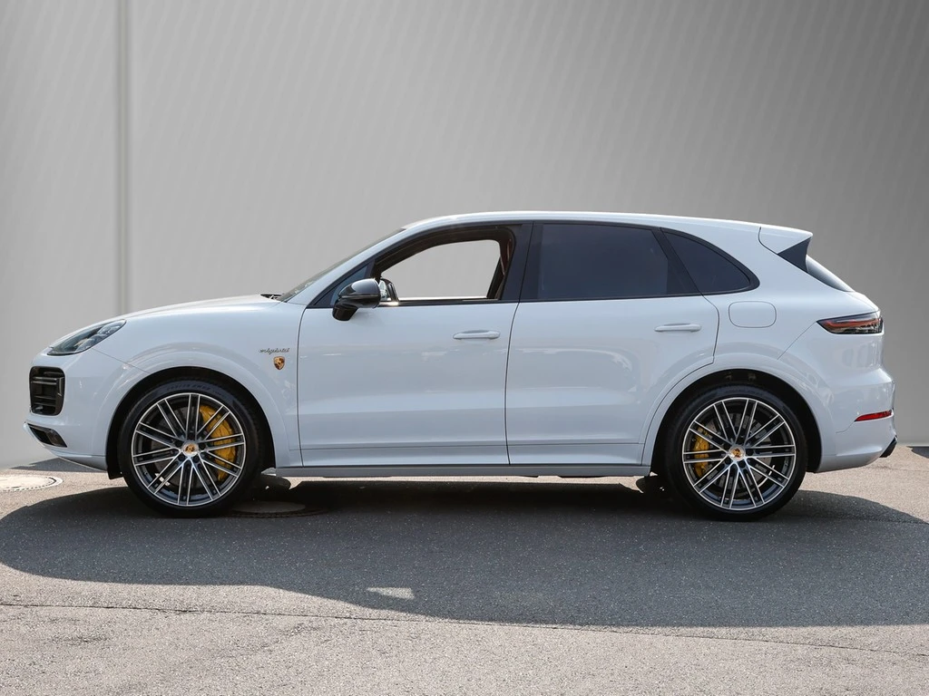 Porsche-Cayenne-image-4