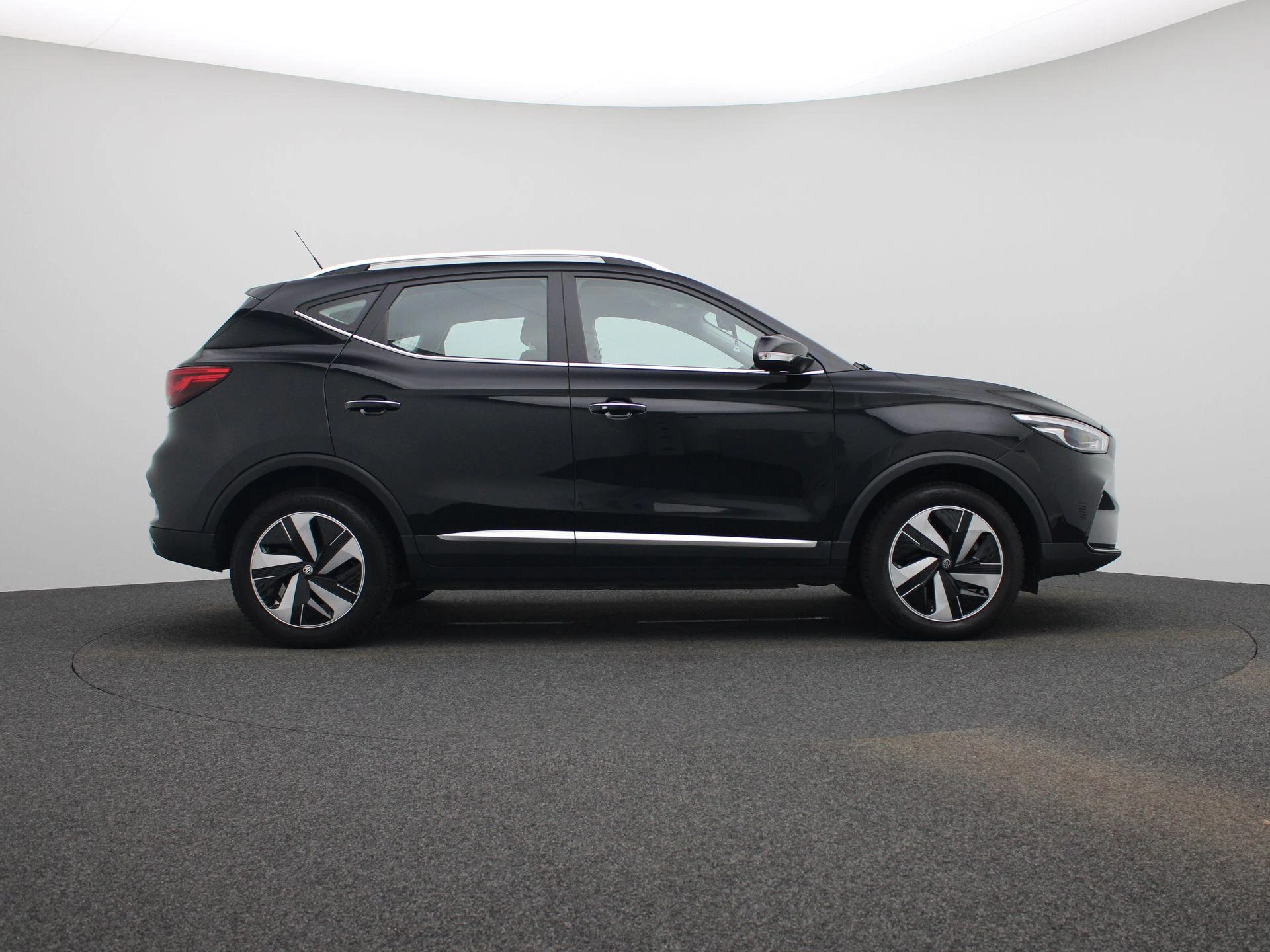 MG-ZS-image-5