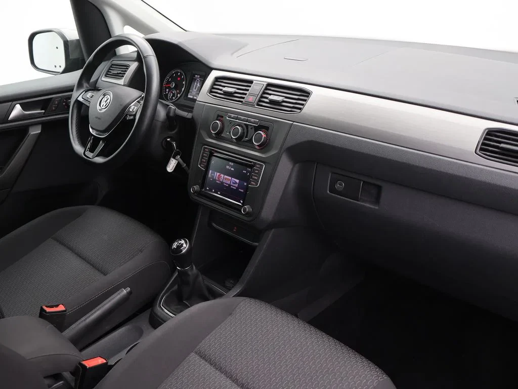 Volkswagen-Caddy-image-2