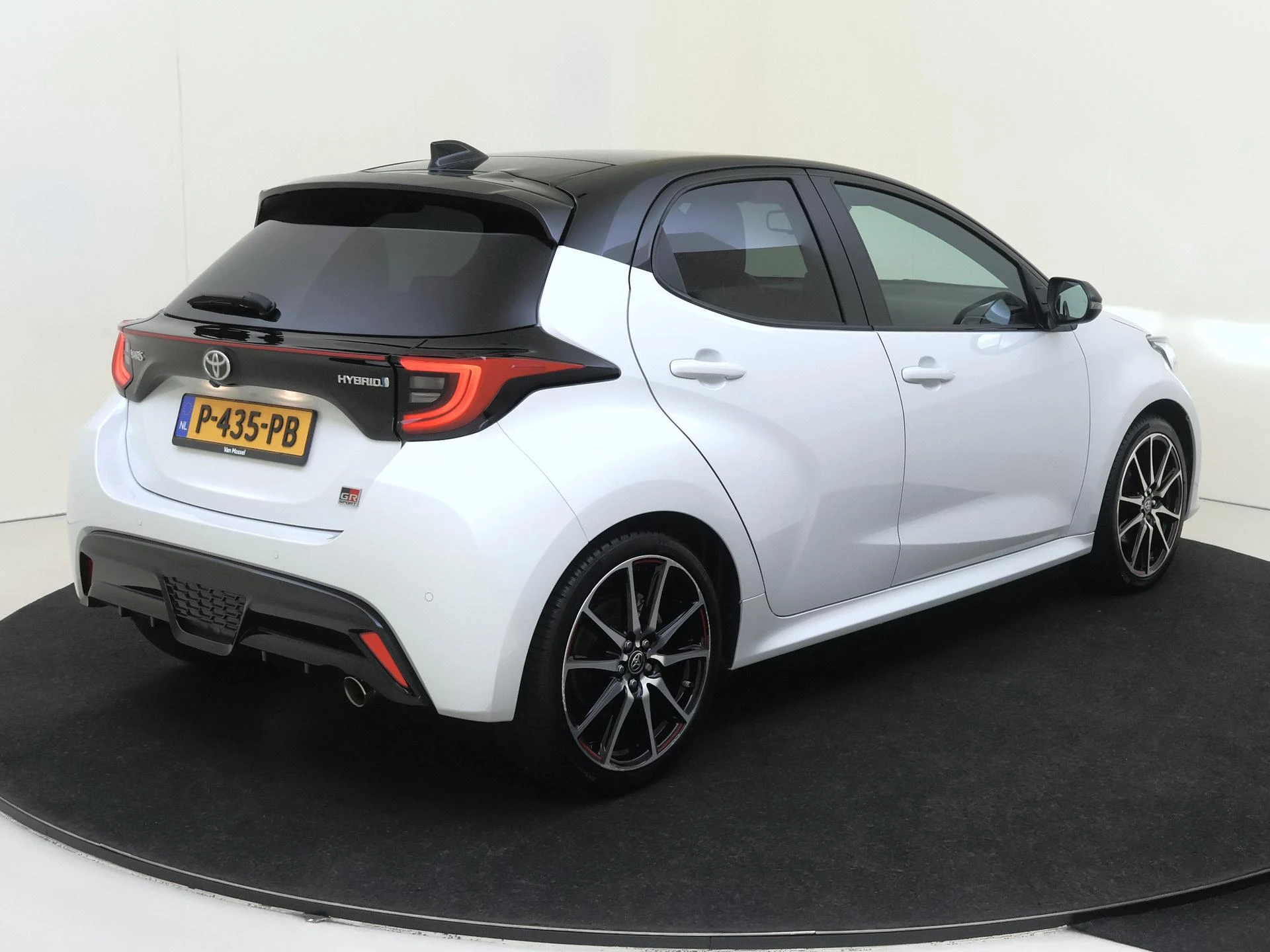 Toyota Yaris 1.5 Hybrid GR Sport