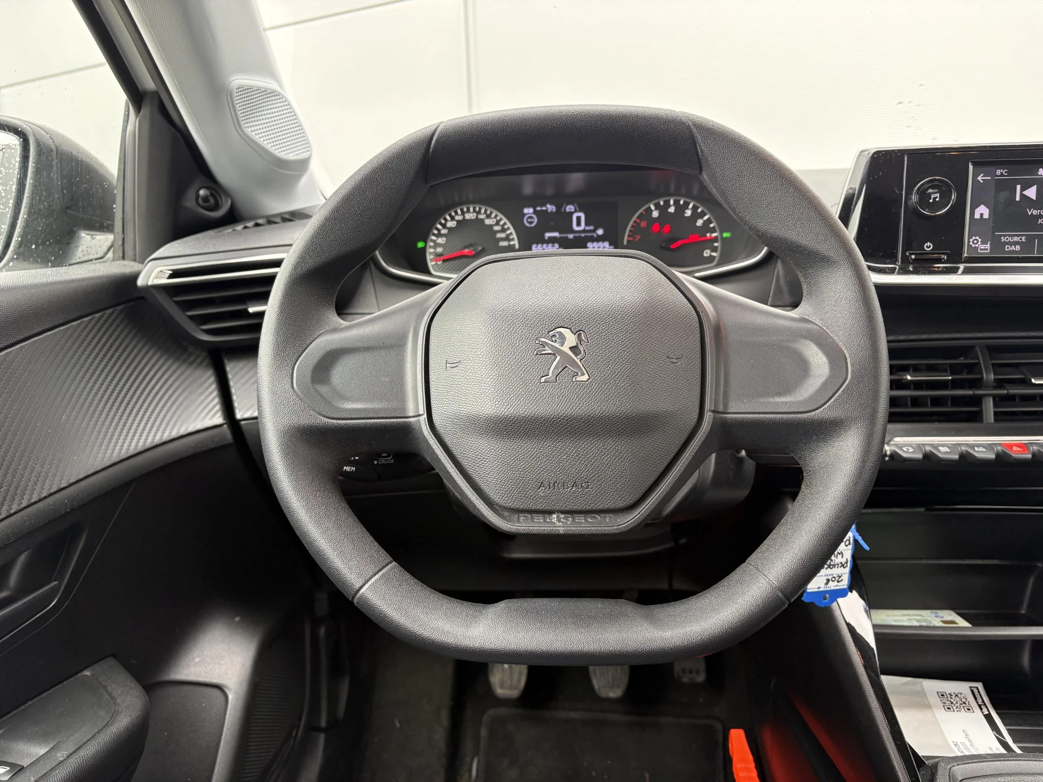 Peugeot-208-image-10