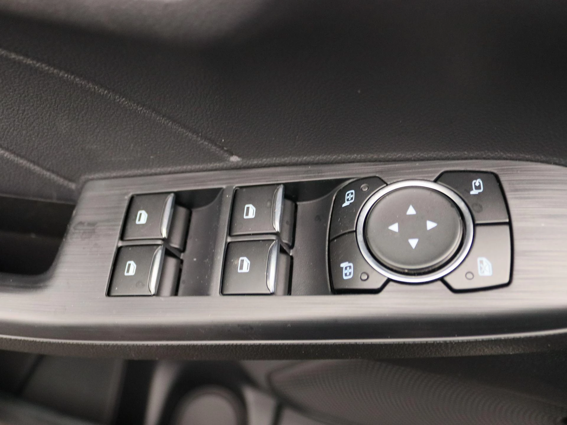 Ford-Kuga-image-29