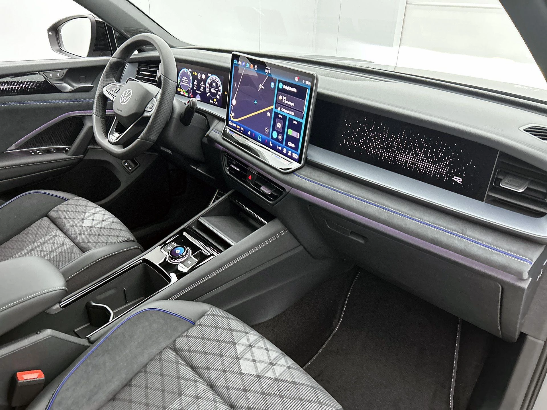 Volkswagen Tayron 1.5 eHybrid R-Line Edition