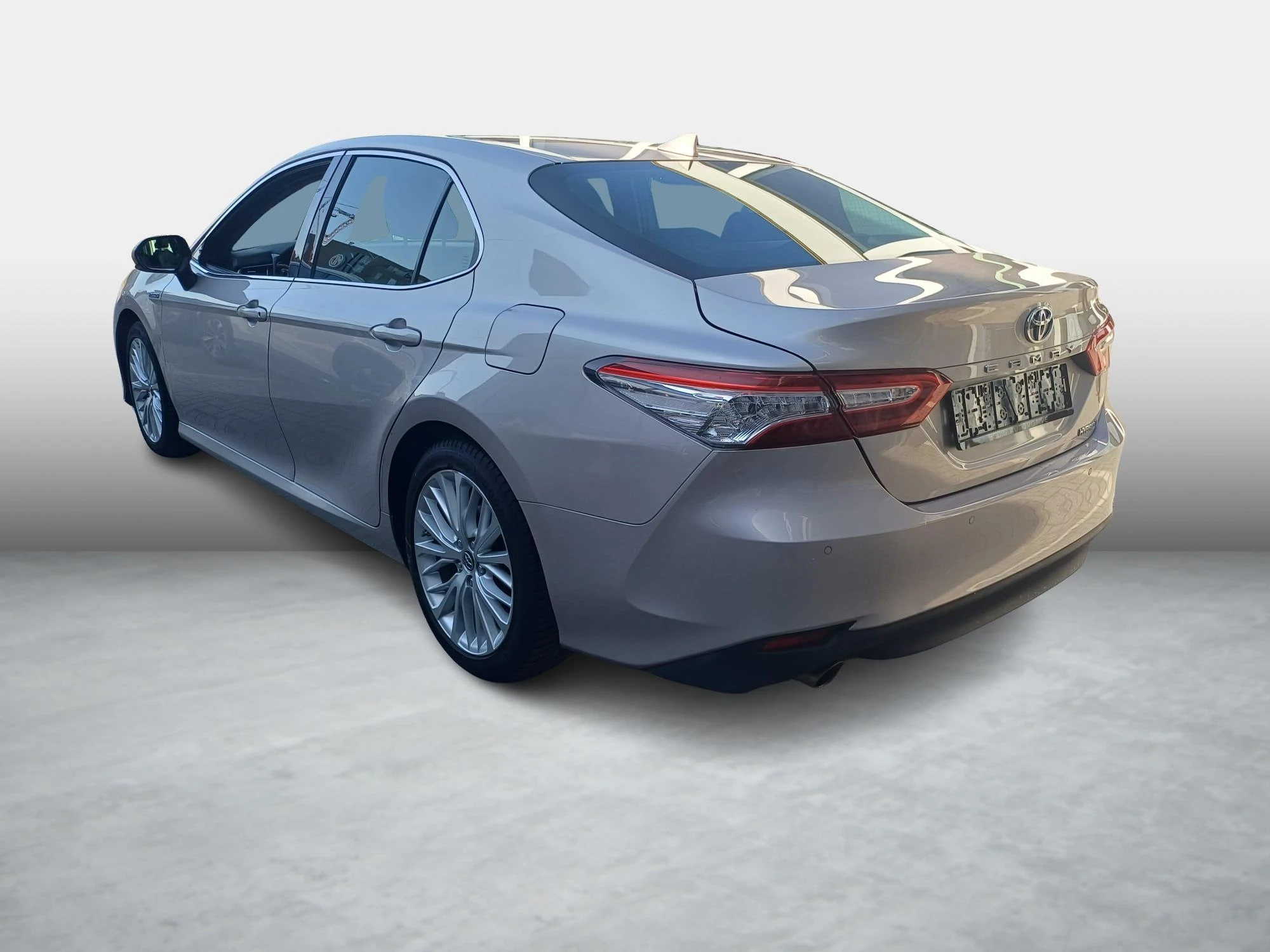 Toyota Camry 2.5 Hybrid Camry E-CVT