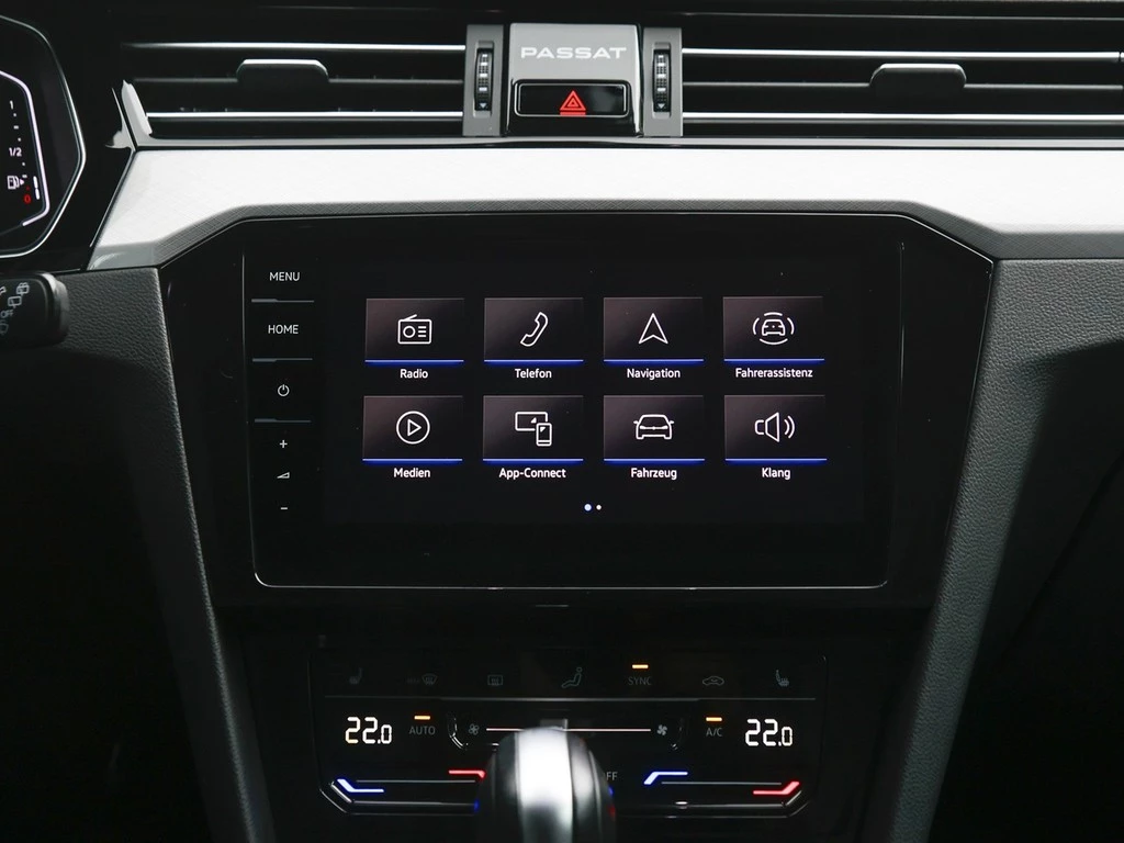 Volkswagen Passat Variant 2.0 TDI DSG Business "1,99%" AHK, RFK, Navi., ACC, App-Con., 17"Alu.,