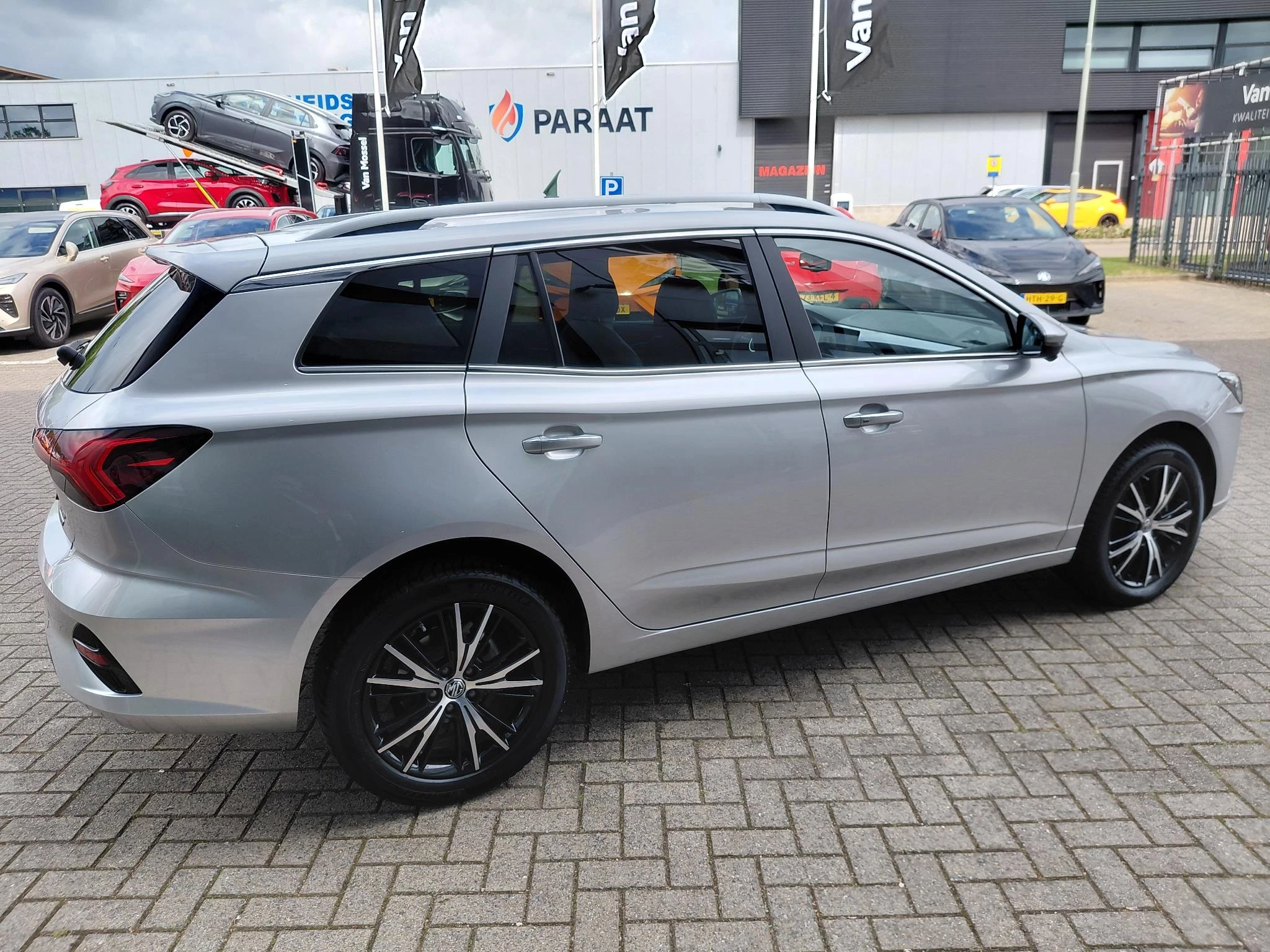 MG MG5 Electric Long Range Luxury 61 kWh