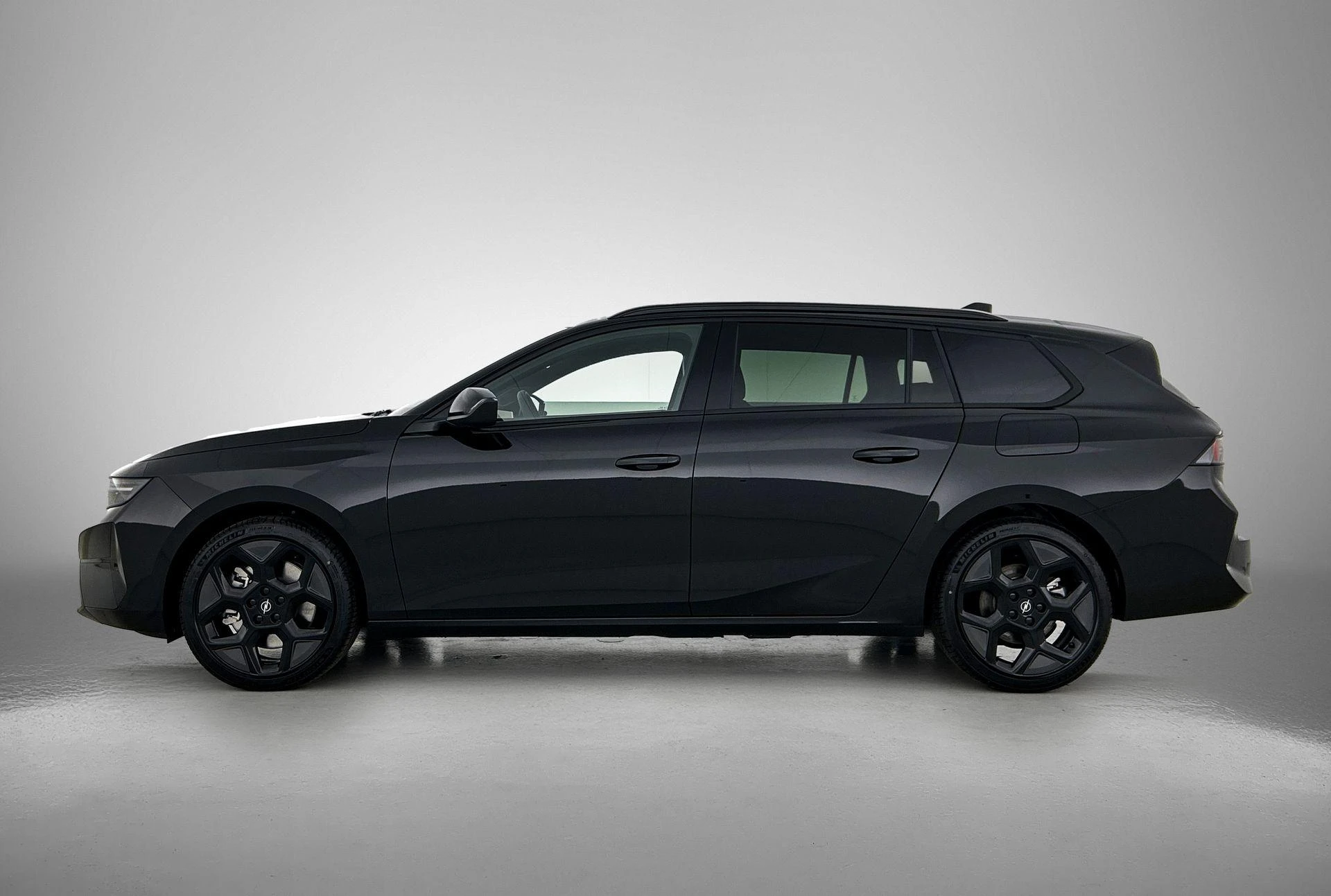 Opel-Astra-image-1