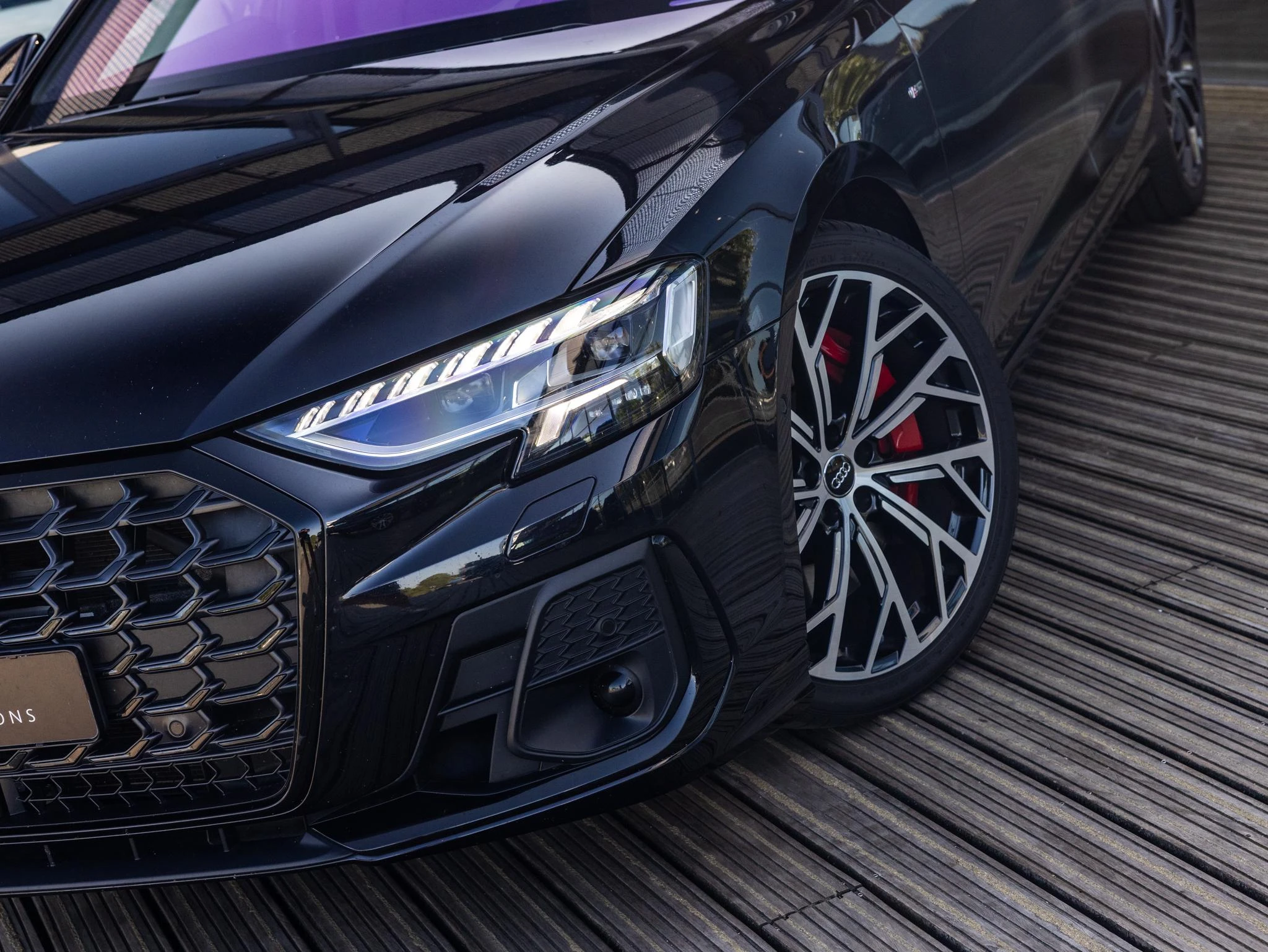 Audi A8 60 TFSI e quattro 462 PK
