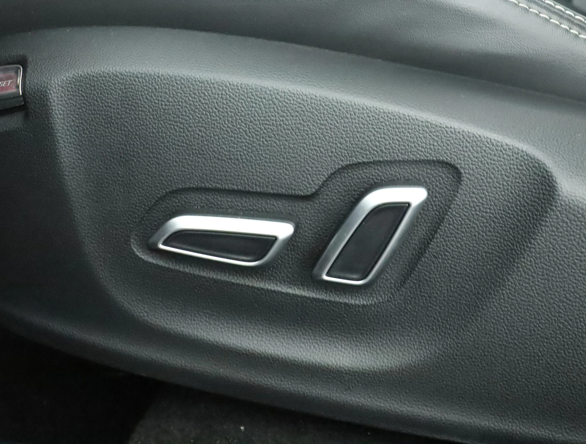 MG Marvel R AWD Performance 70 kWh