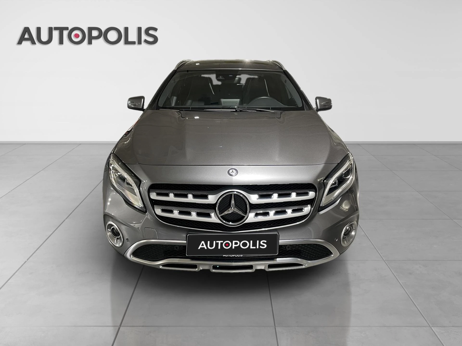 Mercedes-Benz-GLA-image-13