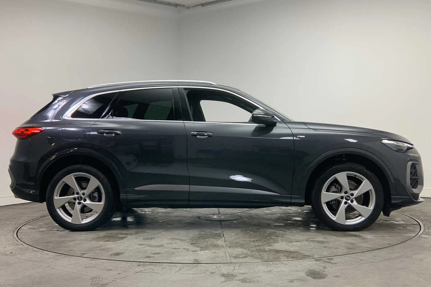 Audi-Q5-image-3