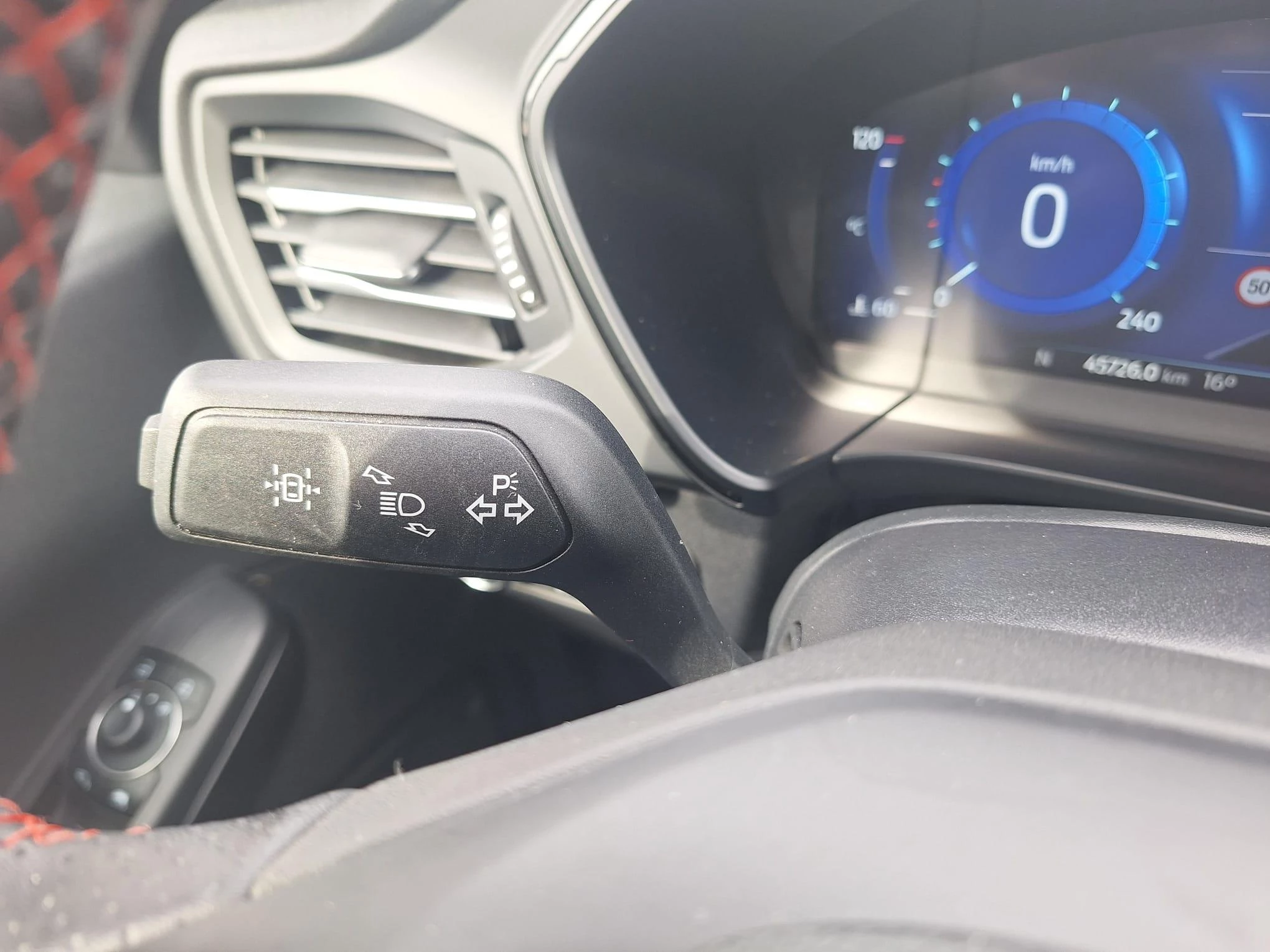Ford-Kuga-image-13