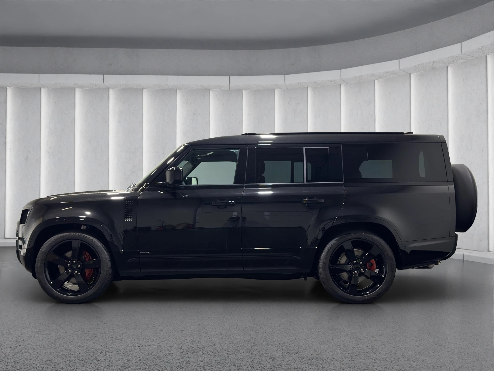 Land Rover-Defender-image-4