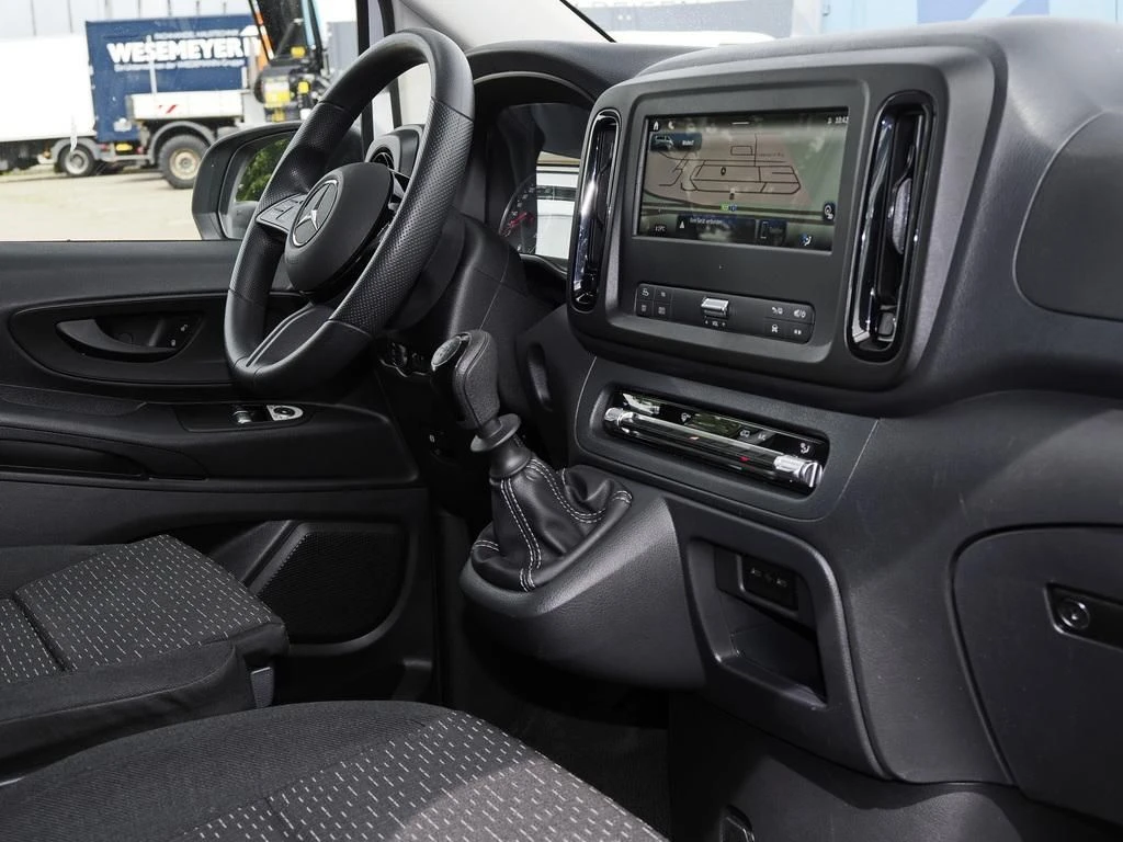 Mercedes-Benz-Vito 116-image-9