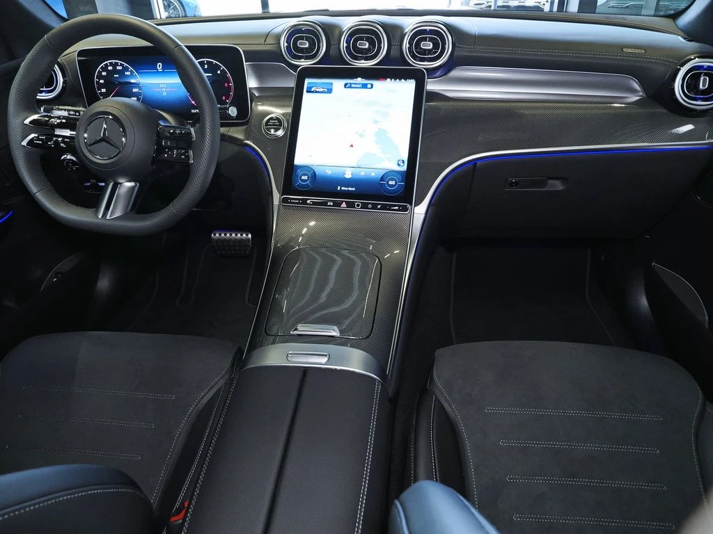 Mercedes-Benz-GLC 200 d-image-9