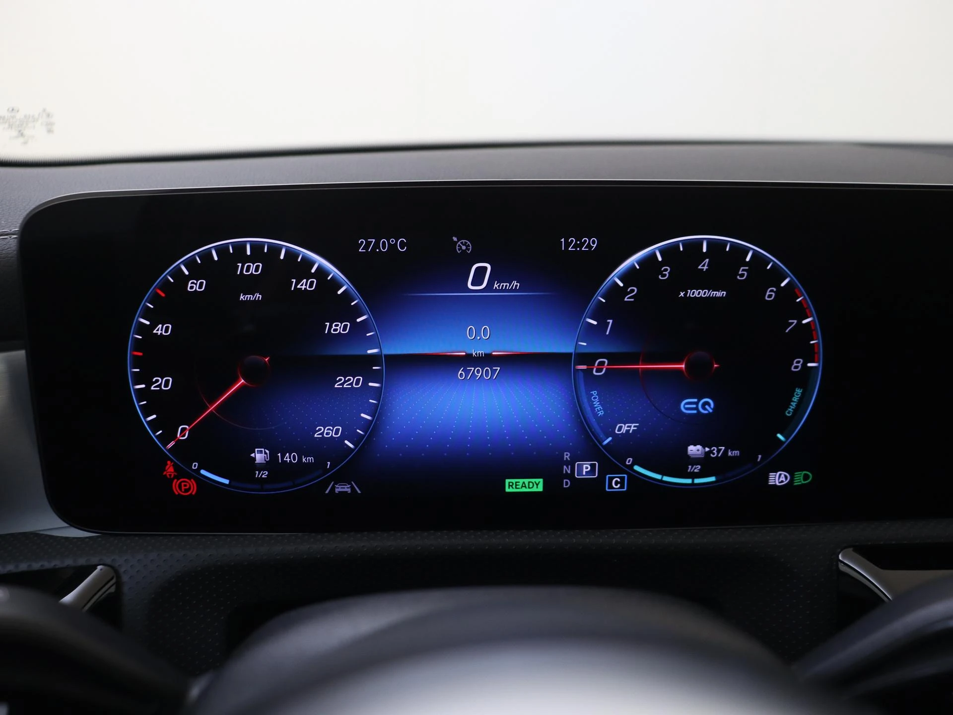 Mercedes-Benz-A-Klasse-image-15